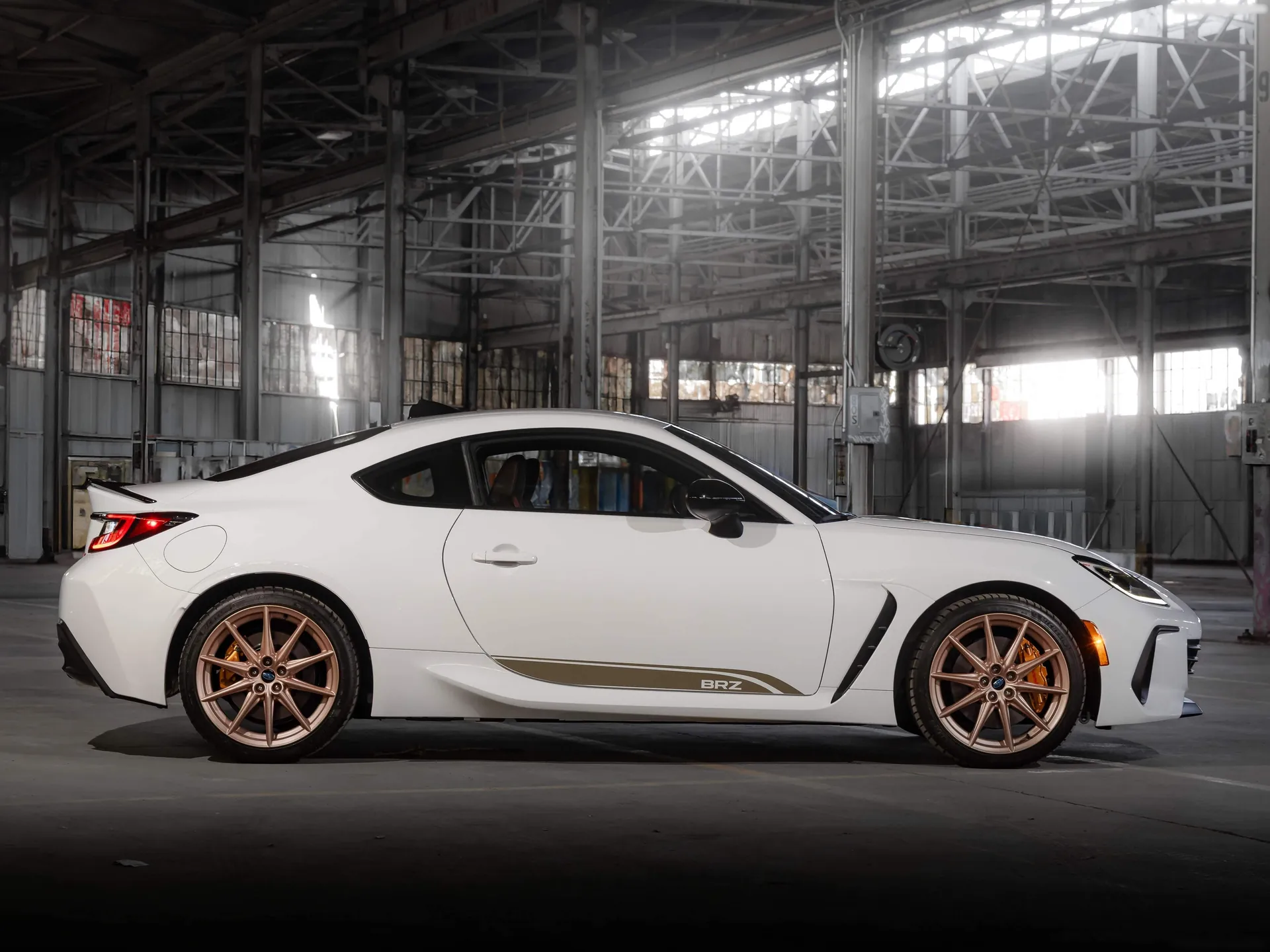 Subaru BRZ ZC15 (2027) – boční profil