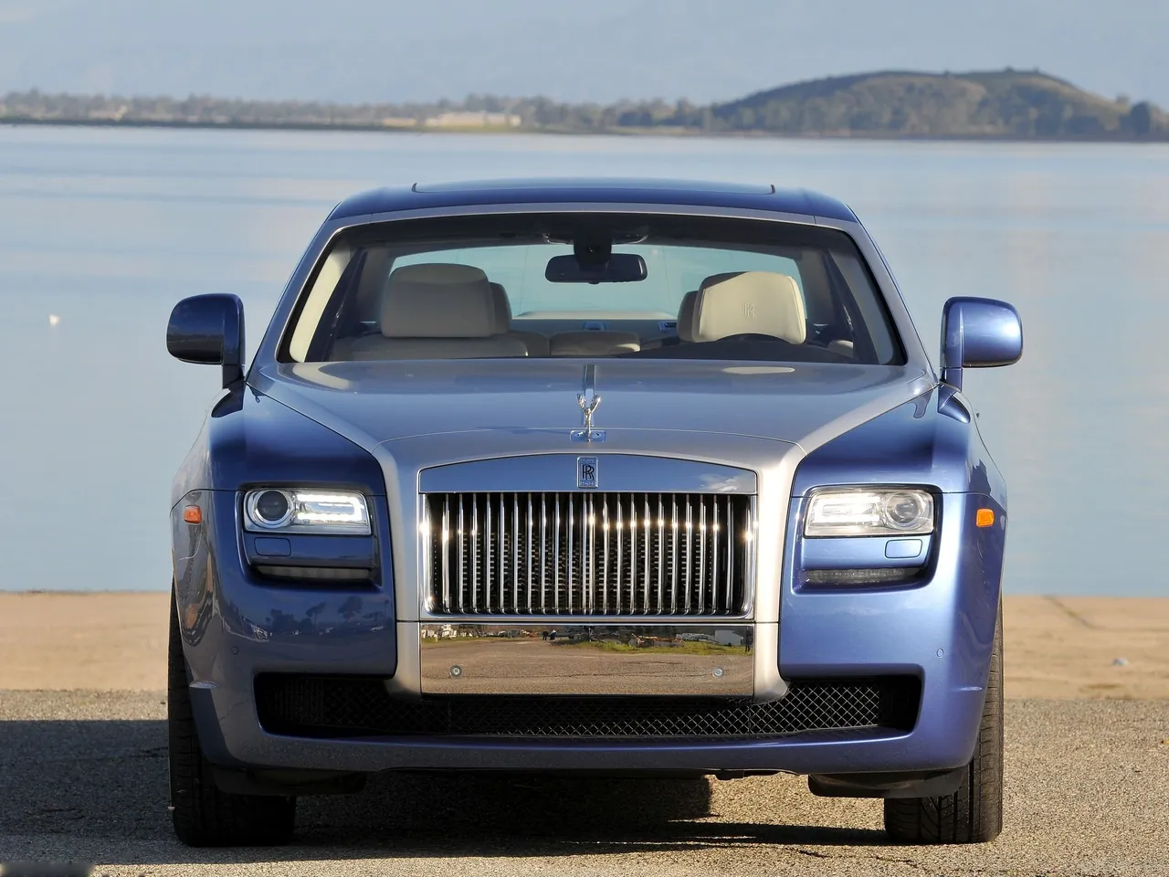 Rolls-Royce Ghost (2010) – zepředu