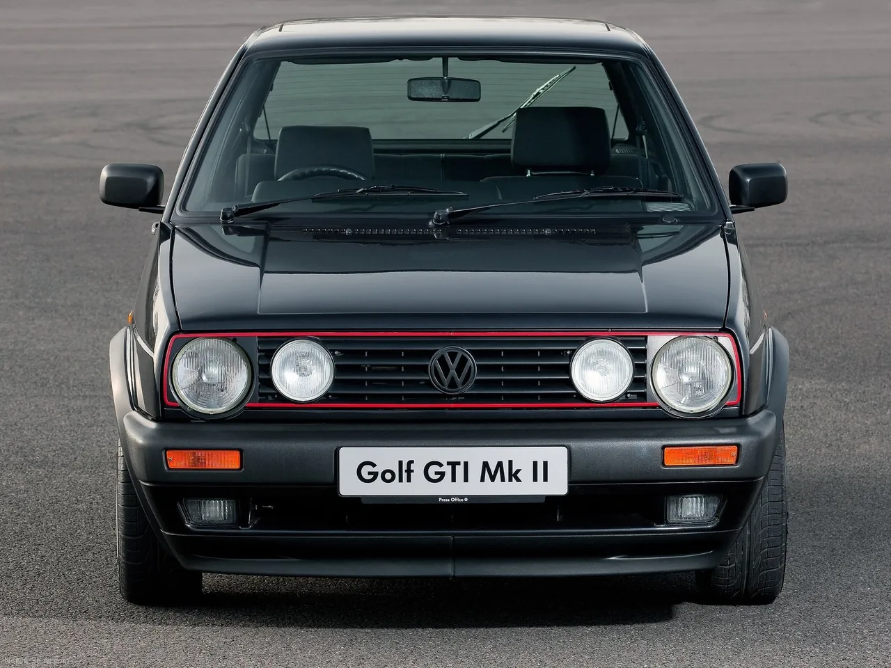 Volkswagen Golf II GTI (1983) - Front