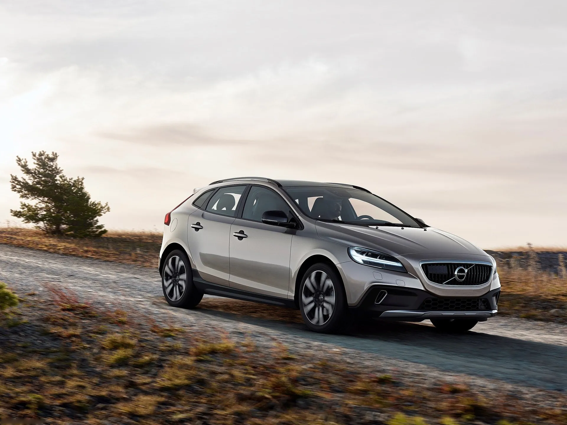 Volvo V40 Cross Country (2017)