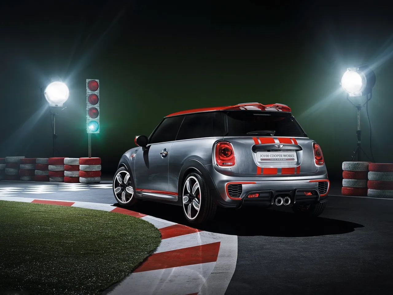 Mini John Cooper Works Concept (2014) – zadní tříčtvrteční pohled