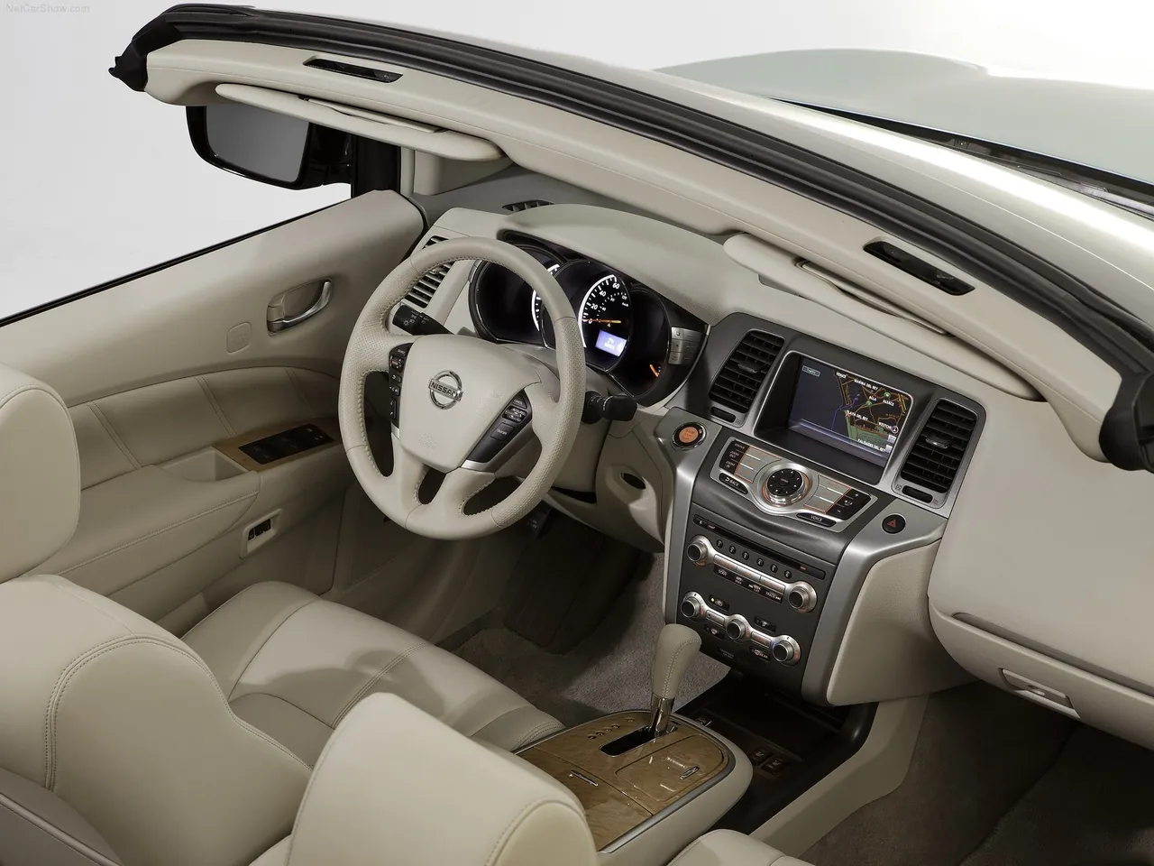 Nissan Murano CrossCabriolet (2011) – interiér