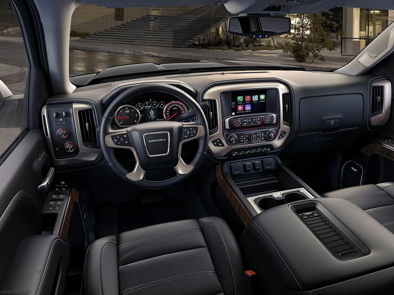 GMC Sierra Denali Ultimate (2016) – interiér