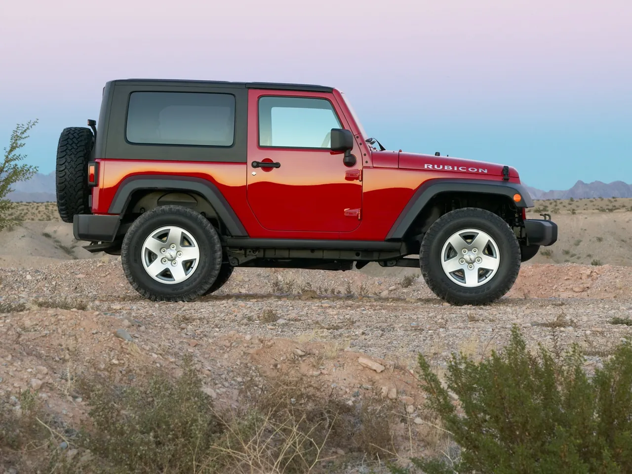 Jeep Wrangler Rubicon (2007) - Side Profile