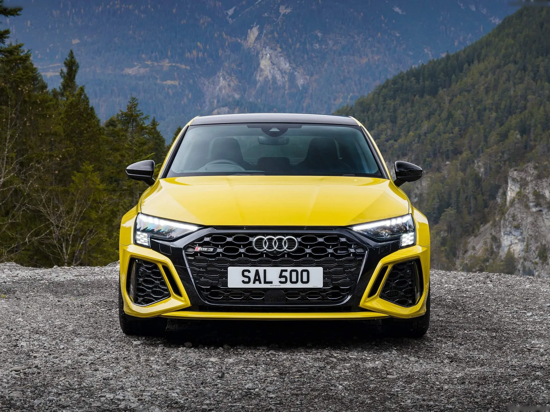 Audi RS3 Saloon [UK] (2022) – zepředu