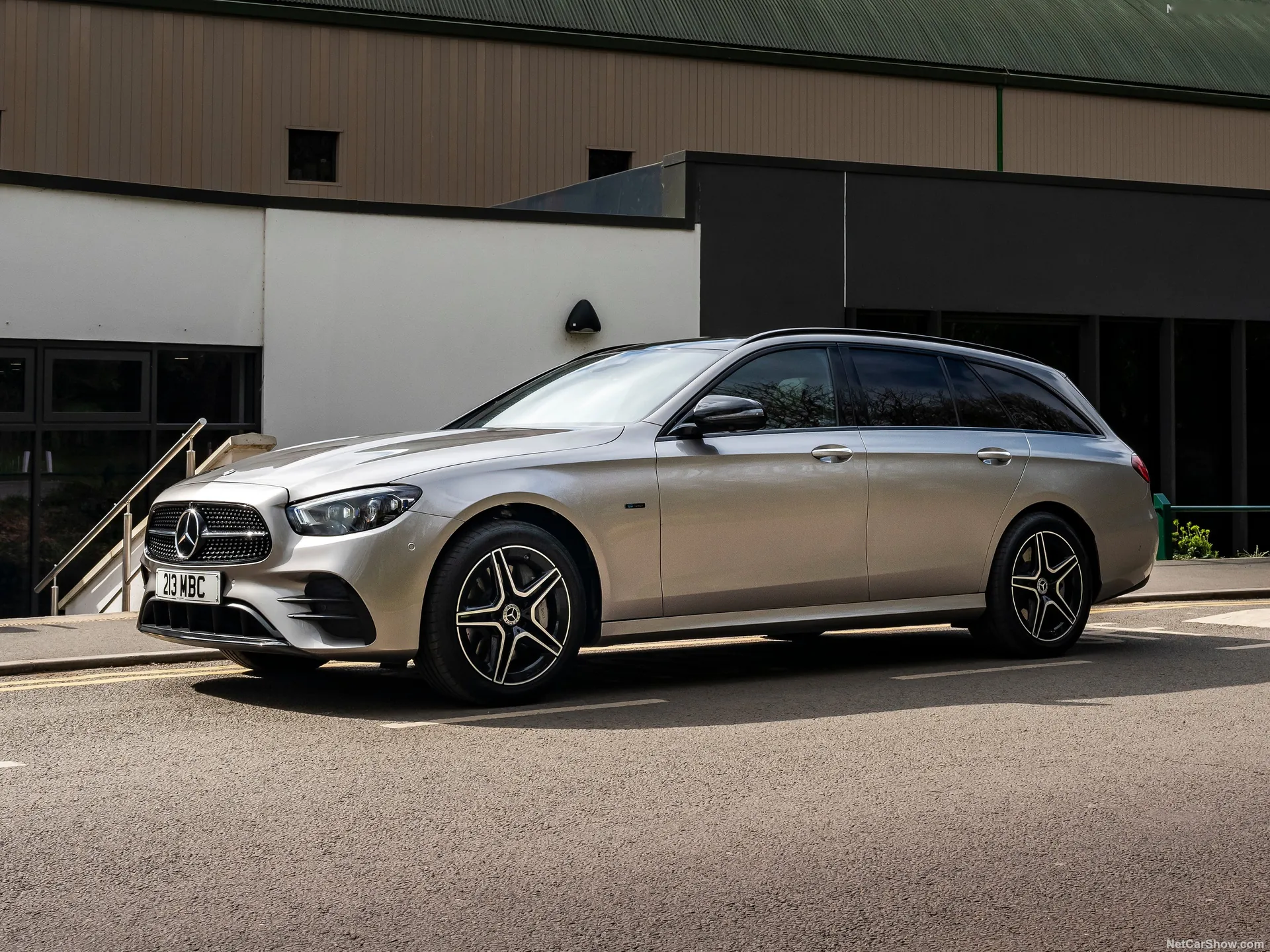 Mercedes-Benz E-Class Estate [UK] (2021)