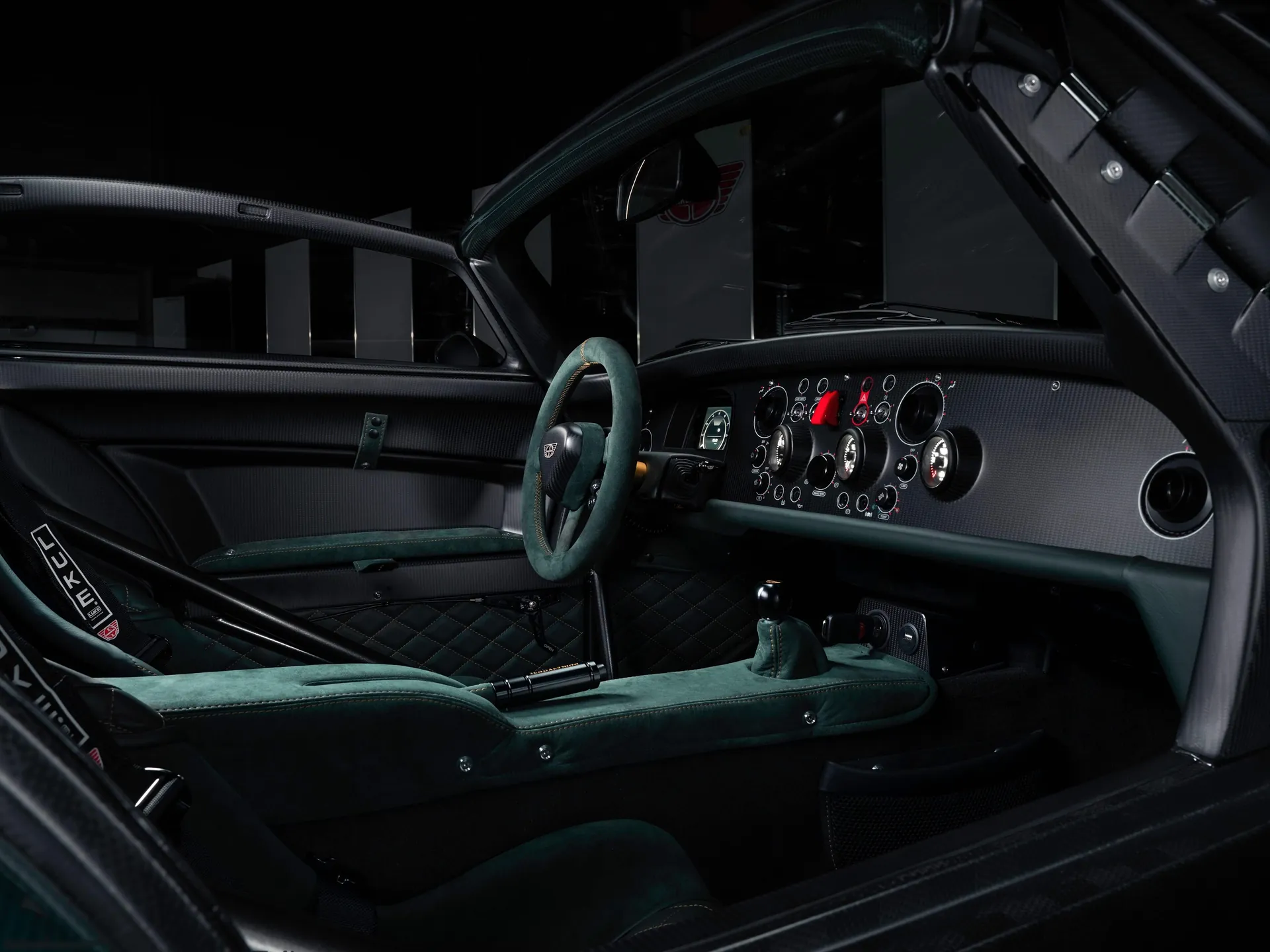 Donkervoort D8 GTO-JD70 Bare Naked Carbon Edition (2020) – interiér