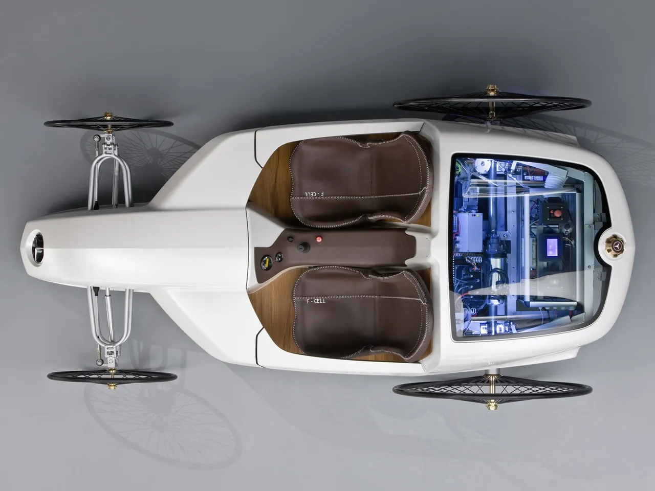 Mercedes-Benz F-Cell Roadster Concept (2009) – pohled shora
