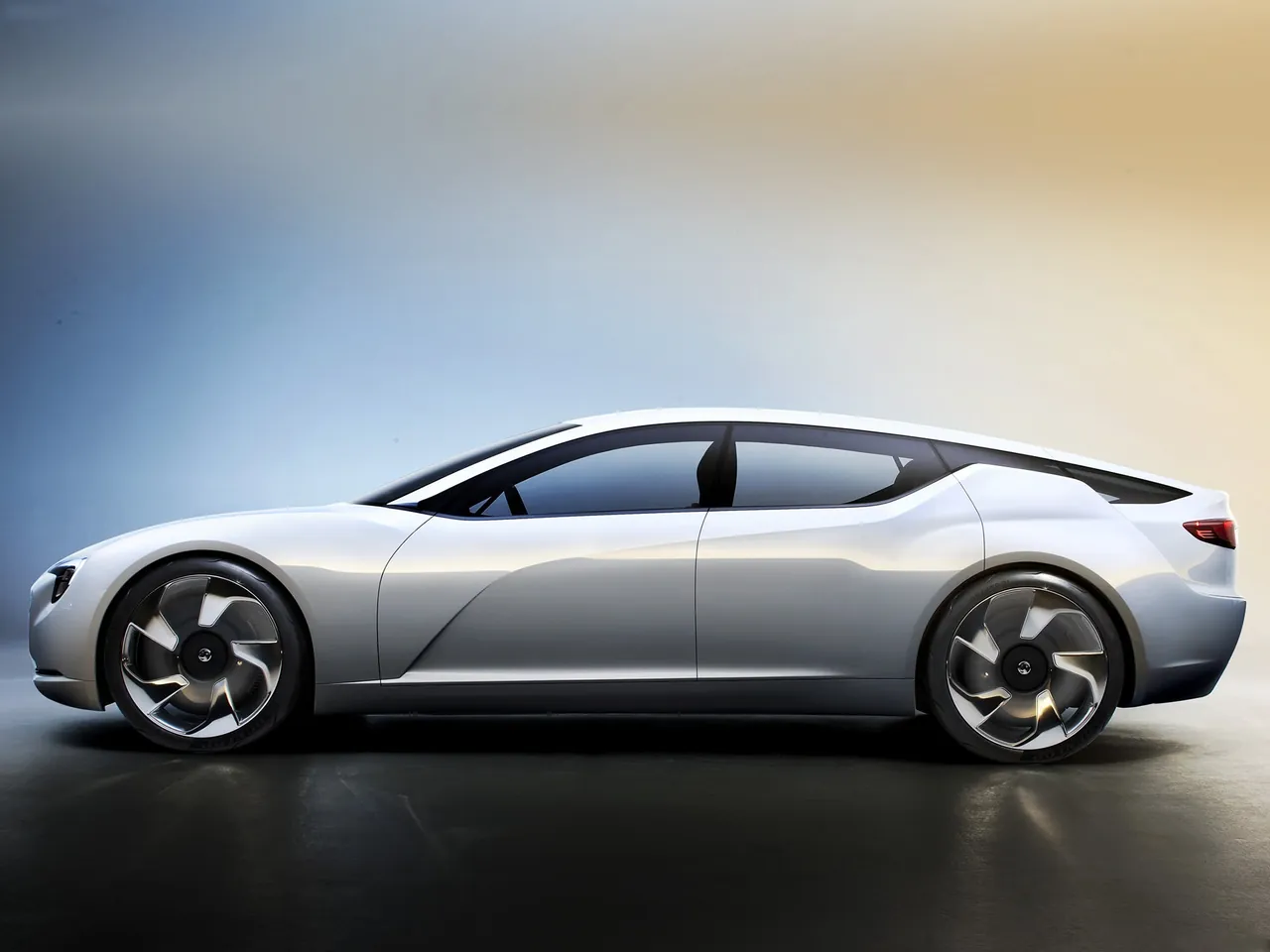 Opel Flextreme GT-E Concept (2010) – boční profil