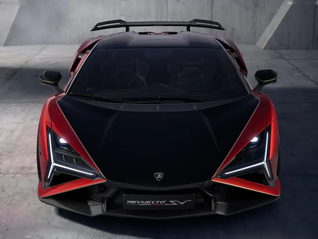 Lamborghini Revuelto SV (2027)