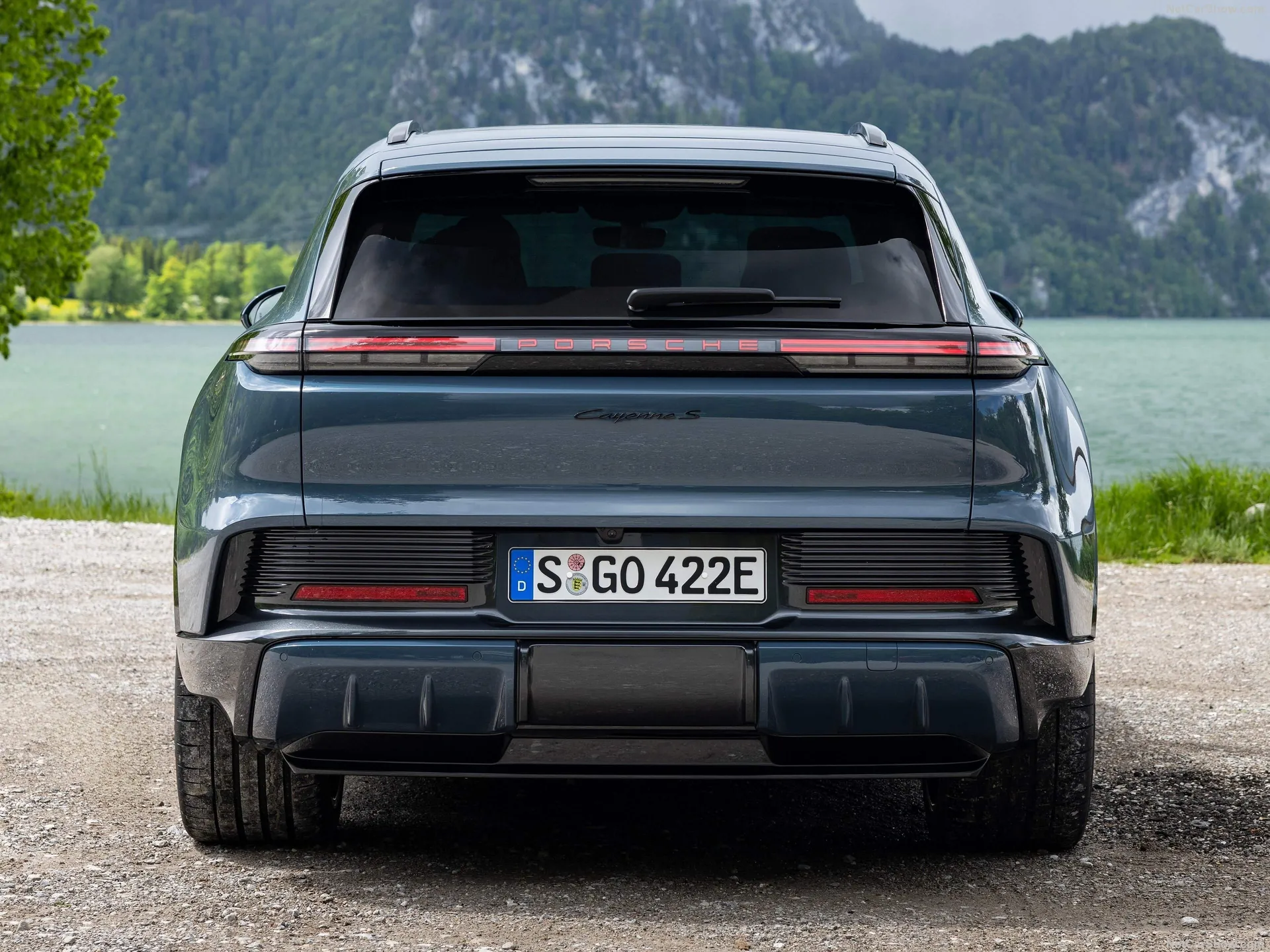 Porsche Cayenne S Electric (2026) – zezadu