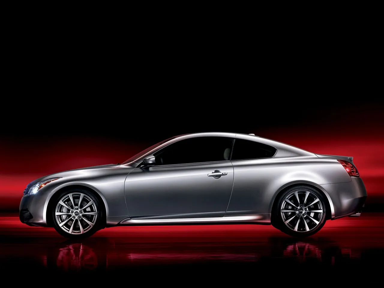 Infiniti G37 Coupe (2008) – boční profil