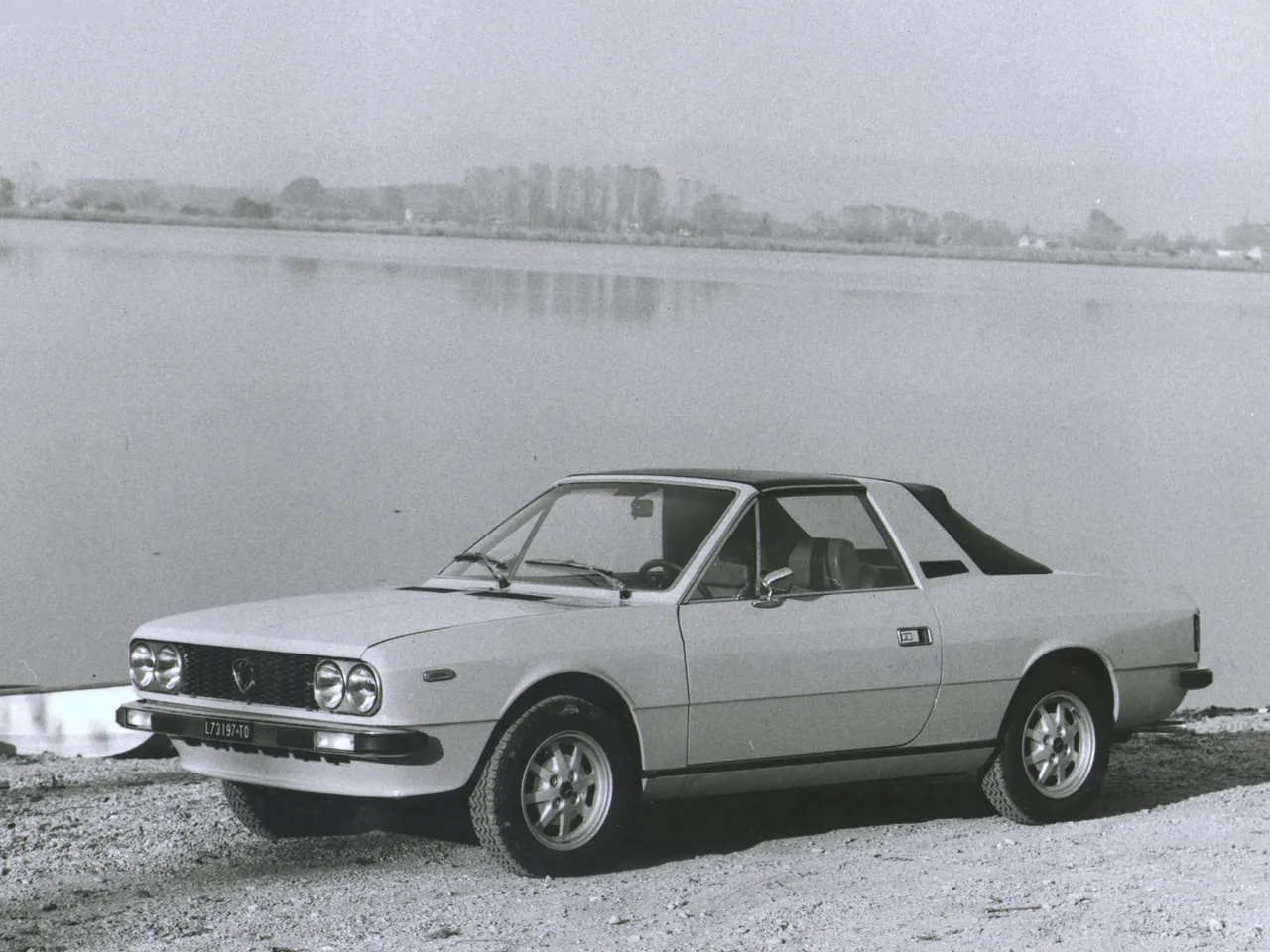 Lancia Beta Spider (1974)