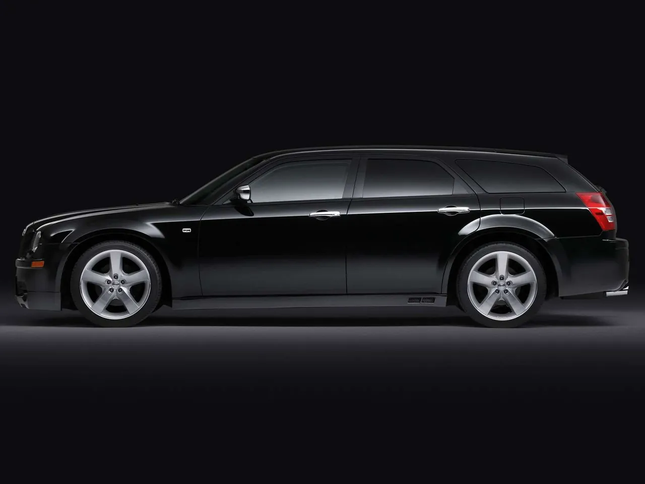 Startech Chrysler 300C (2004) – boční profil