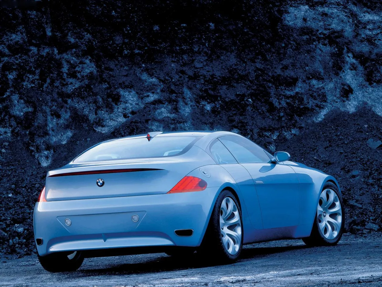 BMW Z9 Gran Turismo Concept (1999) – zadní tříčtvrteční pohled