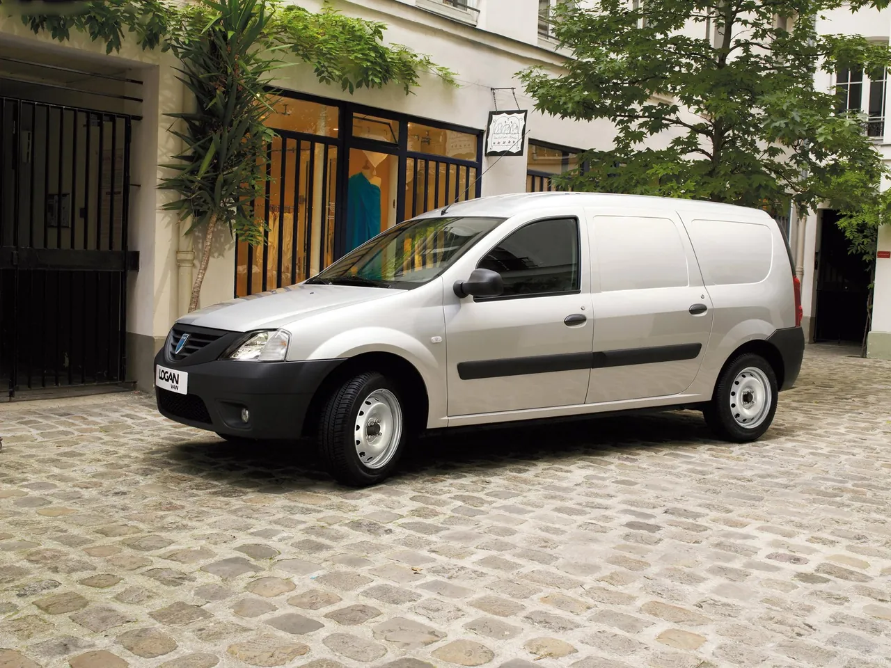 Dacia Logan Van (2007)