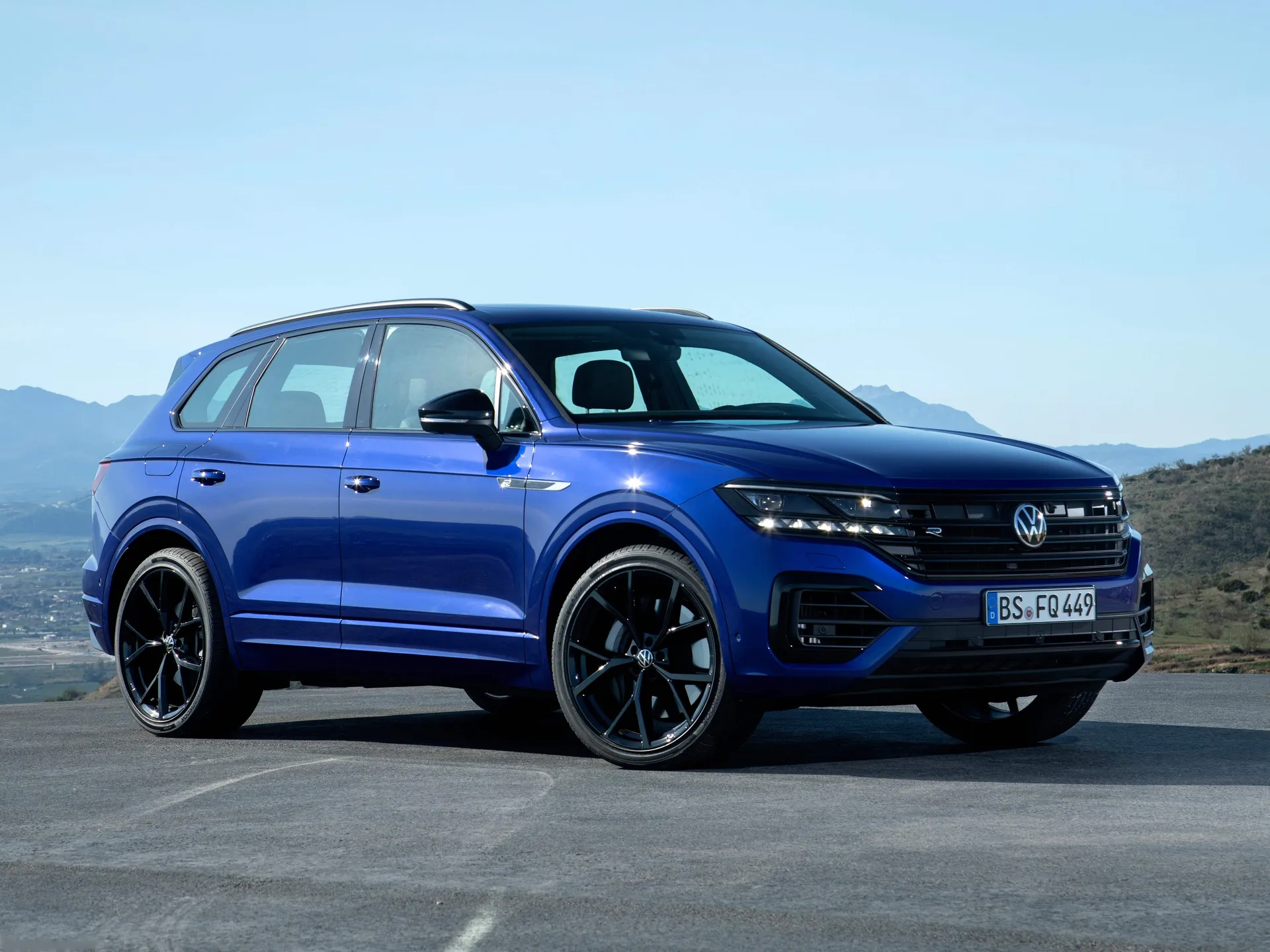 Volkswagen Touareg R (2021)