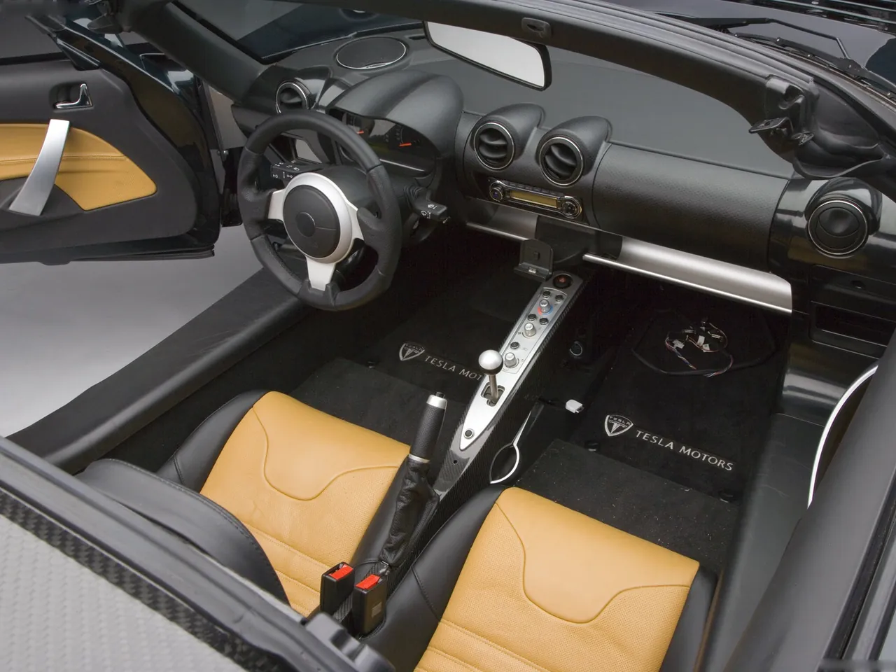 Tesla Roadster (2008) – interiér