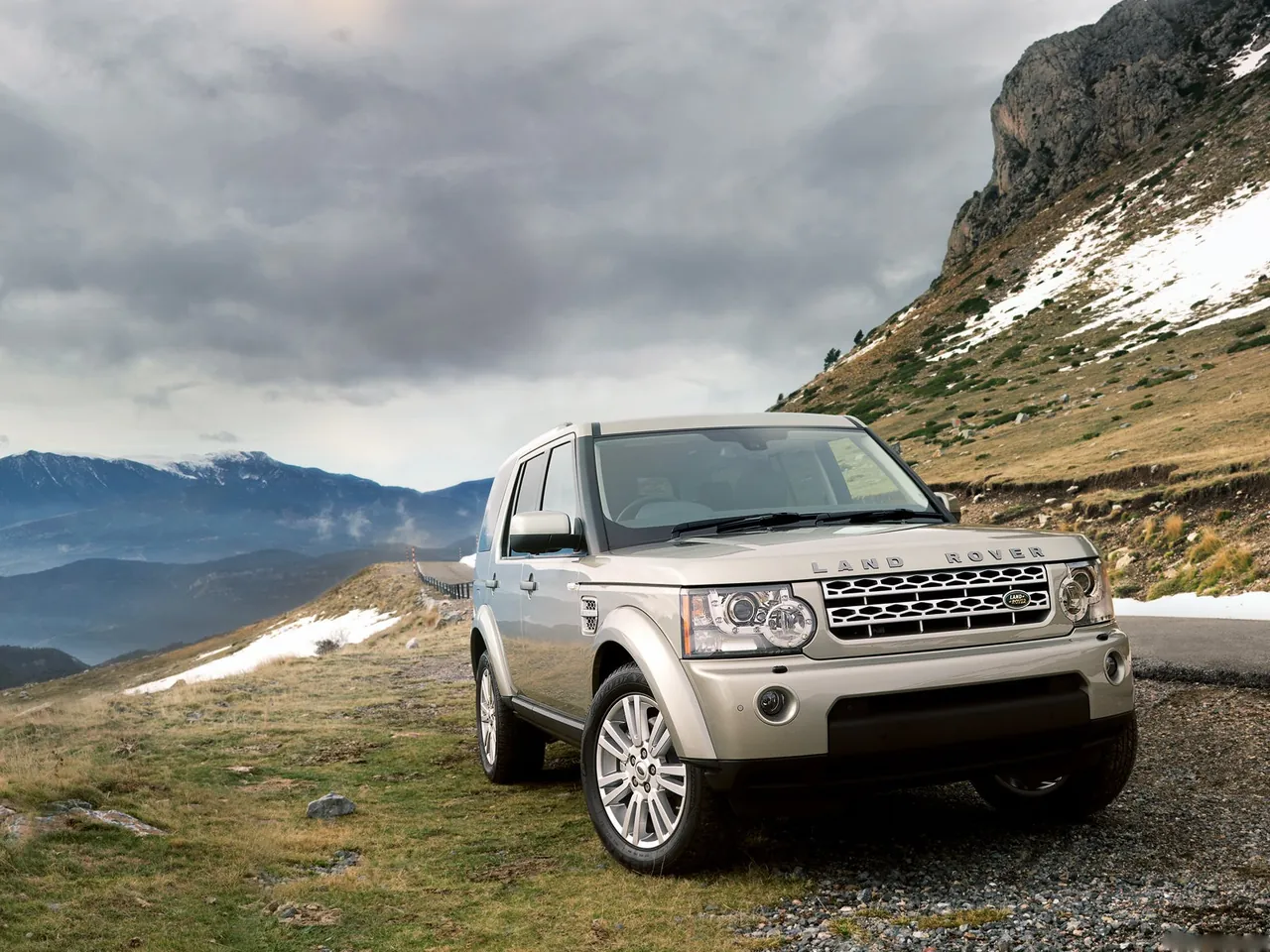 Land Rover Discovery 4 (2010)