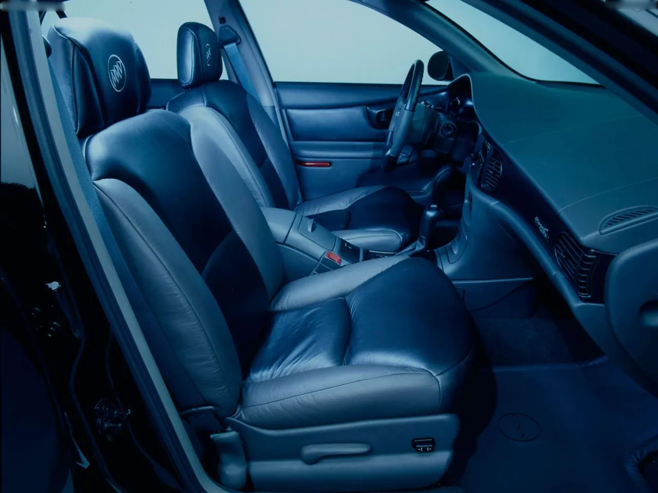 Buick Regal GNX Show Car (2000) – interiér