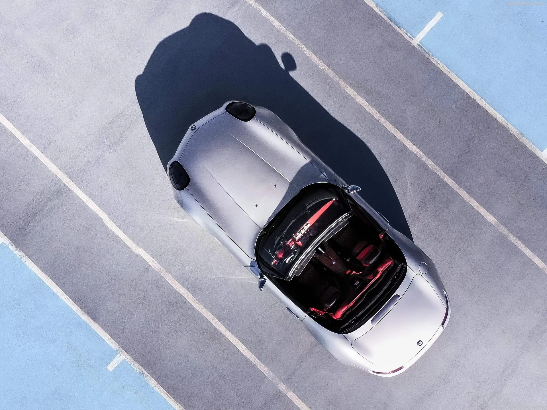 BMW Z8 (2000) – pohled shora