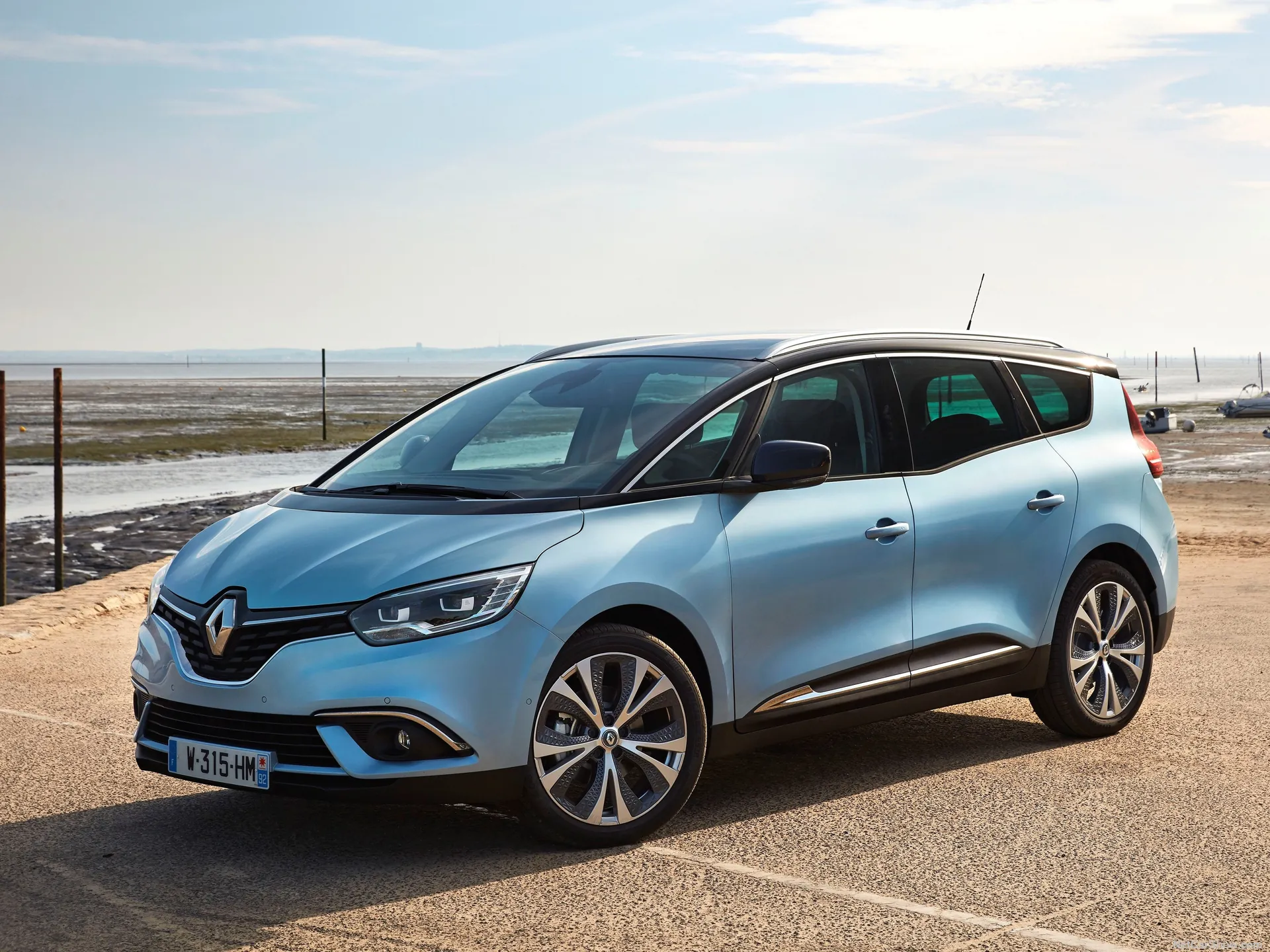 Renault Grand Scenic (2017)
