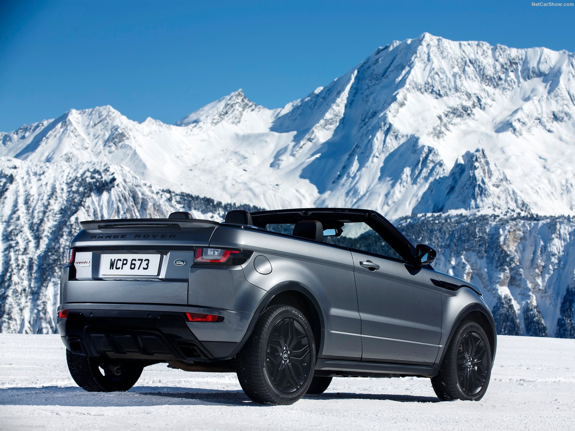 Land Rover Range Rover Evoque Convertible (2017) – zadní tříčtvrteční pohled