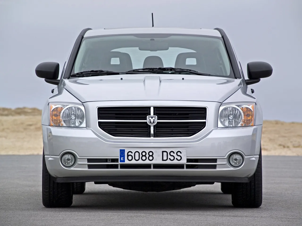 Dodge Caliber (2007) – zepředu