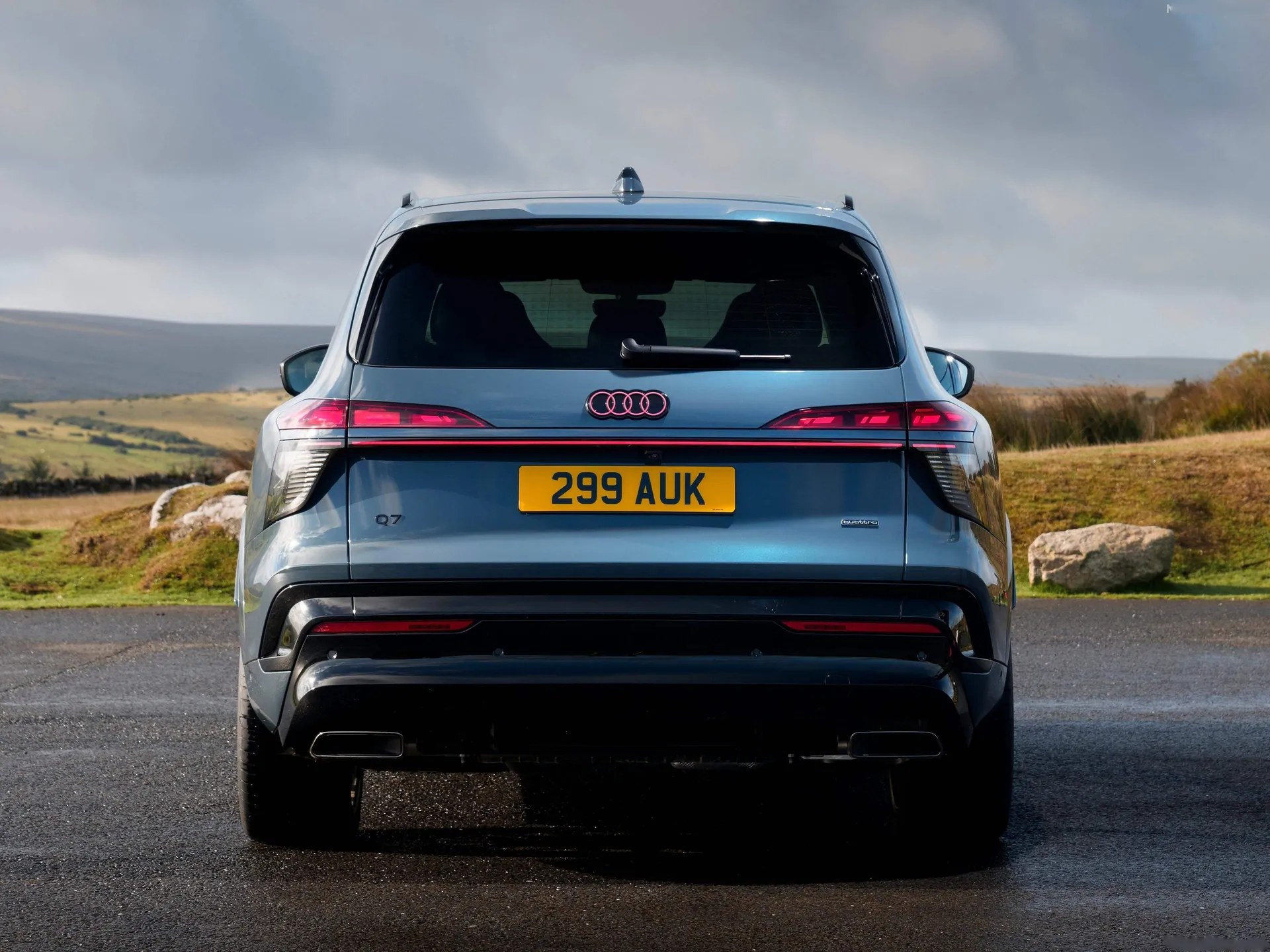 Audi Q7 [UK] (2027) – zezadu