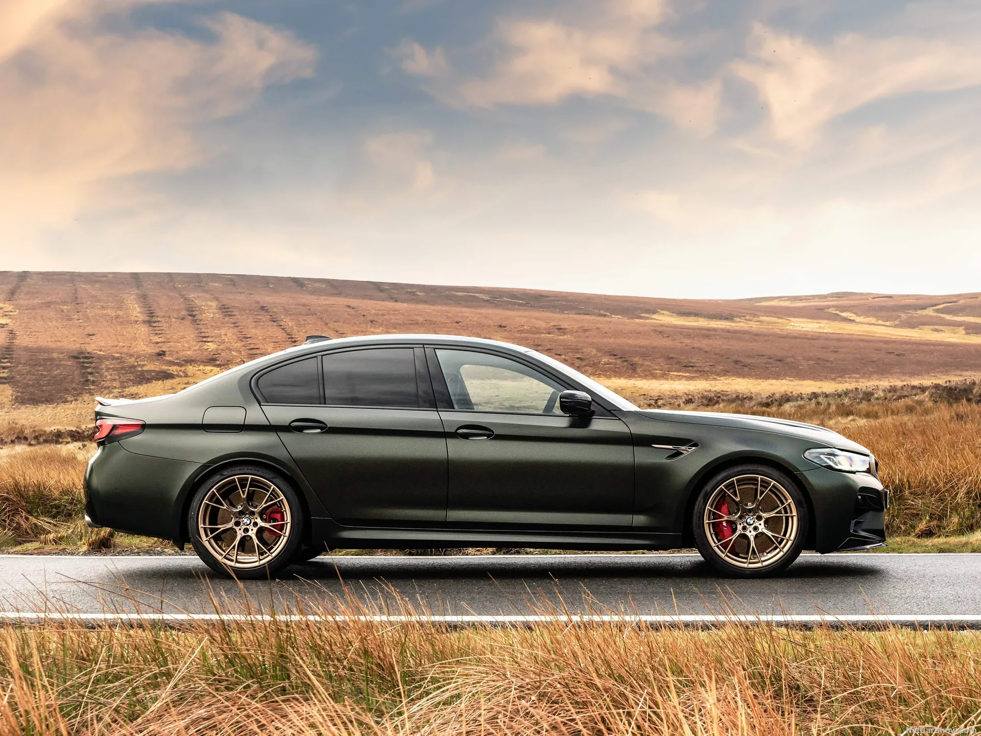 BMW M5 CS (2022) - Side Profile