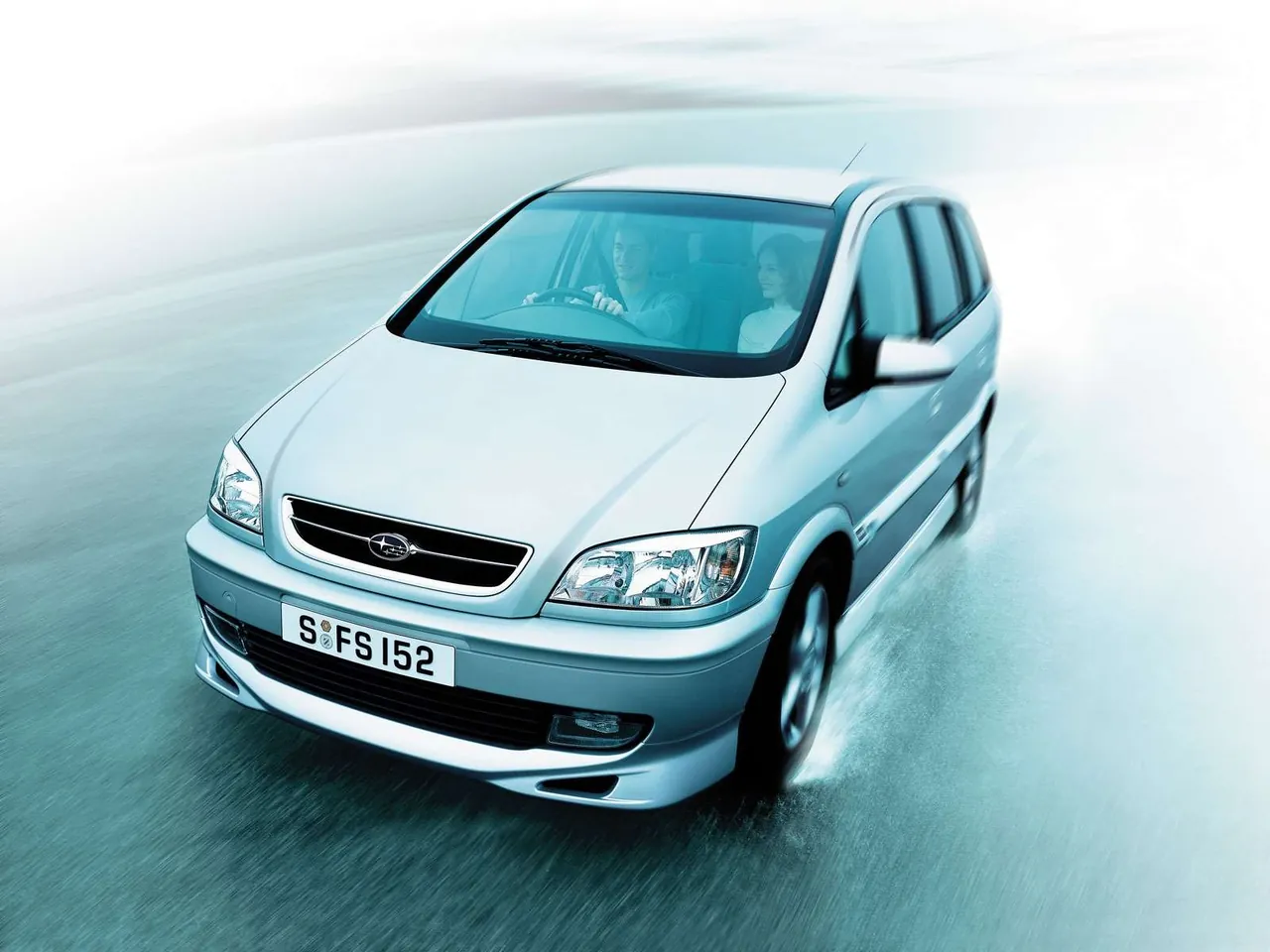 Subaru Traviq (2003)