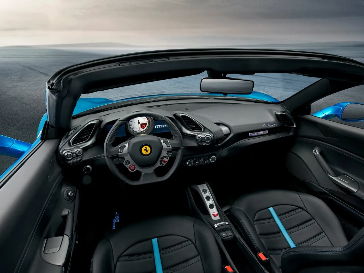 Ferrari 488 Spider (2016) - Interior