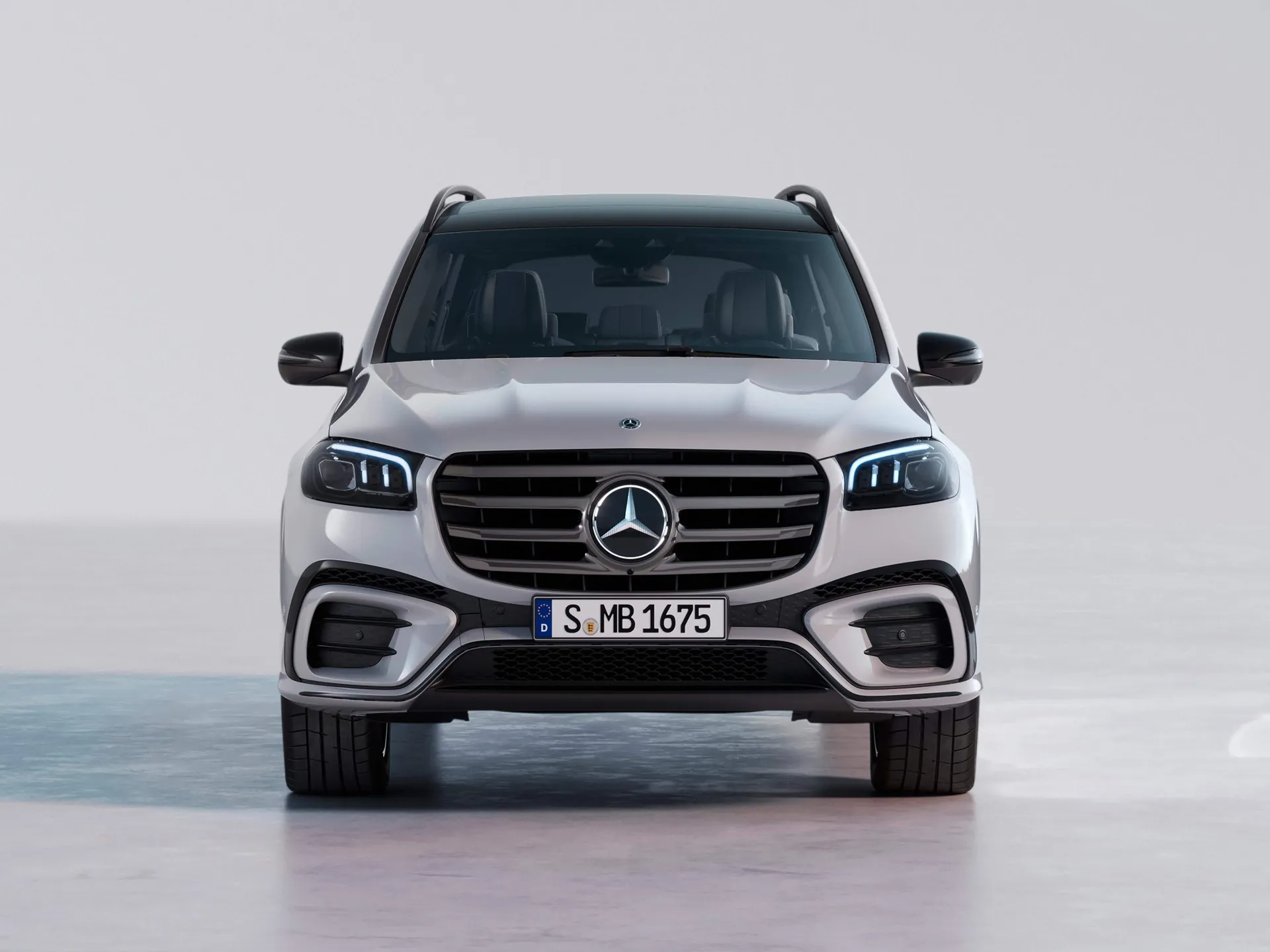 Mercedes-Benz GLS (2024) – zepředu
