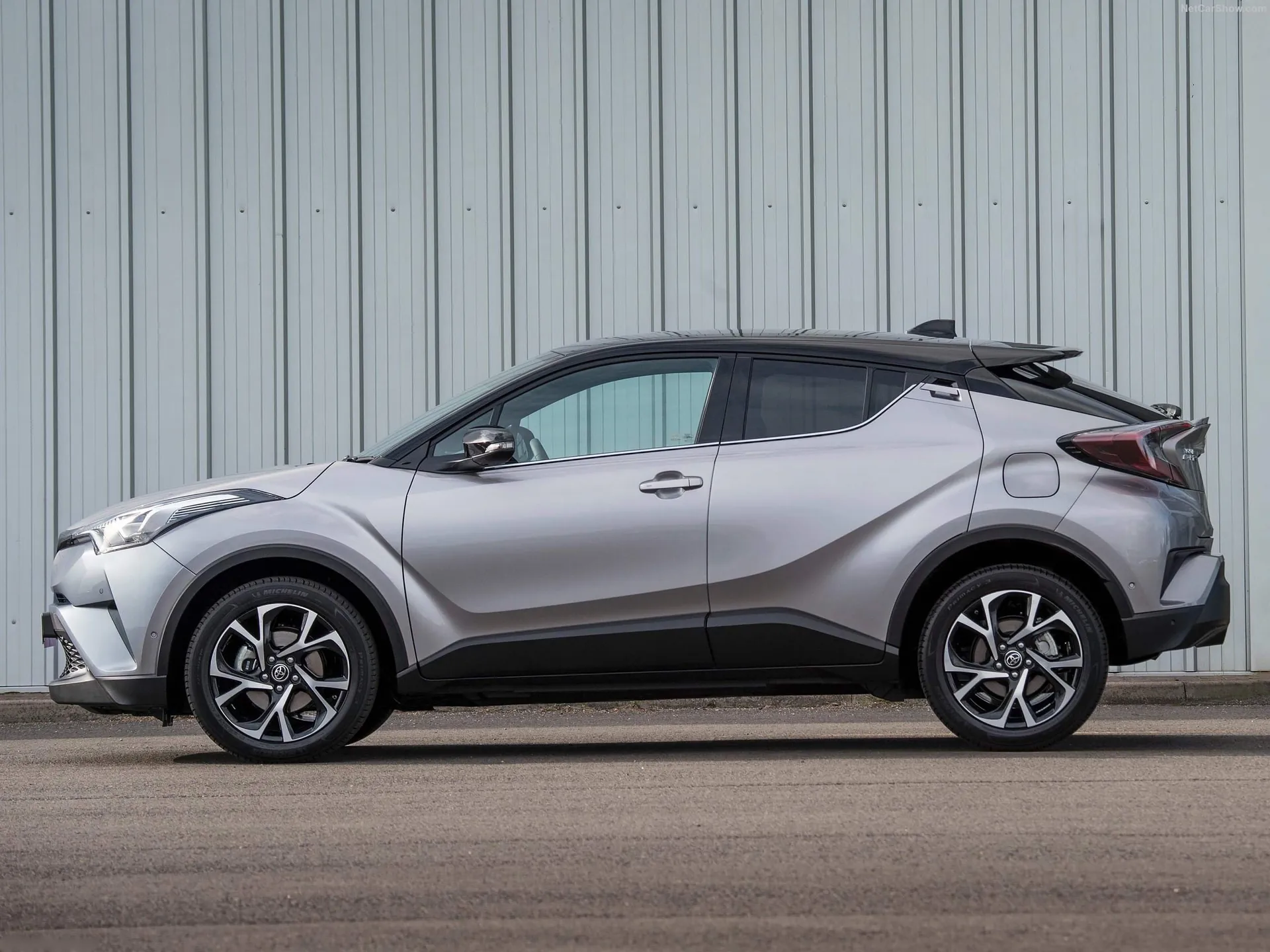 Toyota C-HR (2017) - Side Profile