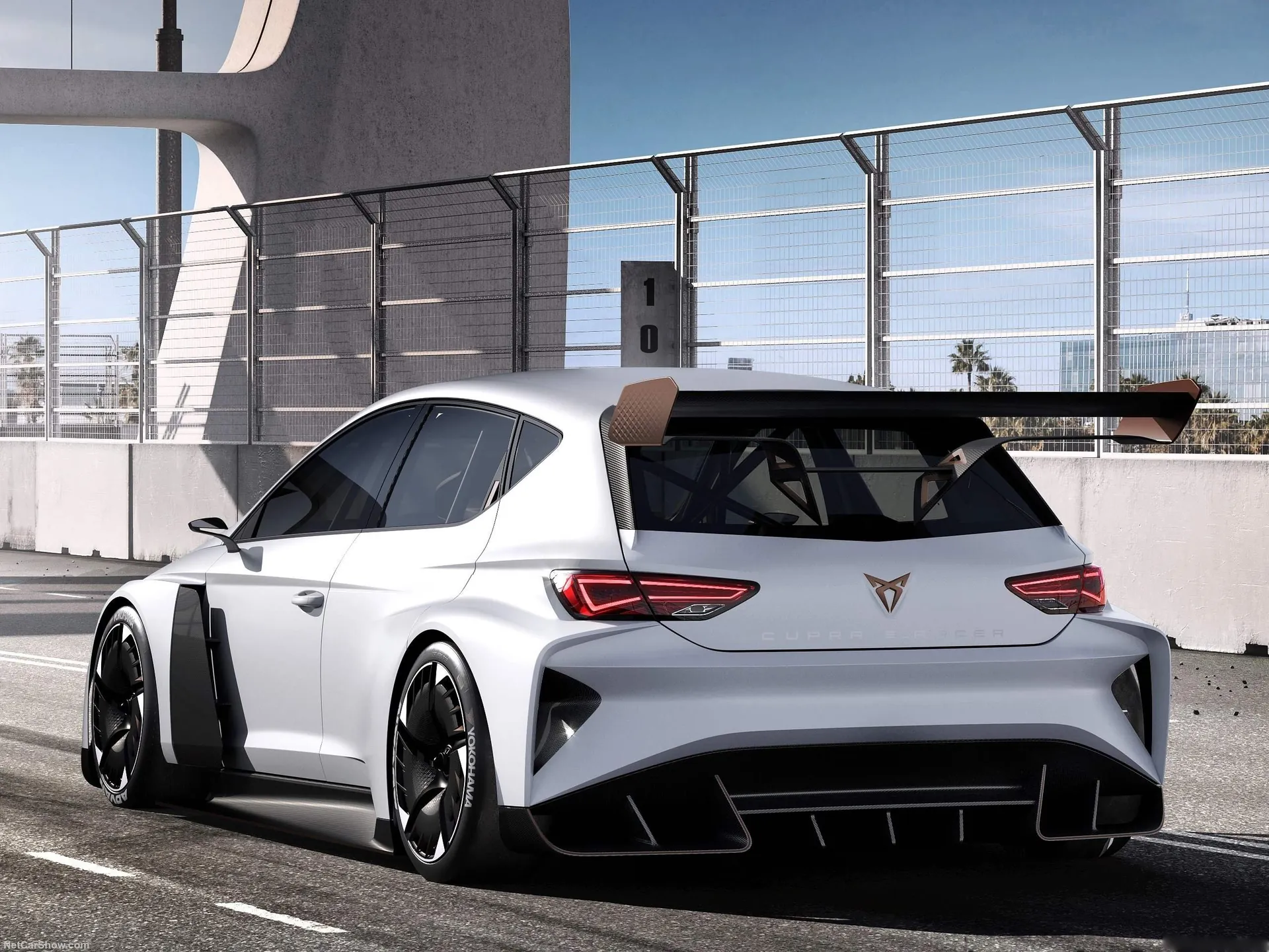 Cupra e-Racer Concept (2018) – zadní tříčtvrteční pohled