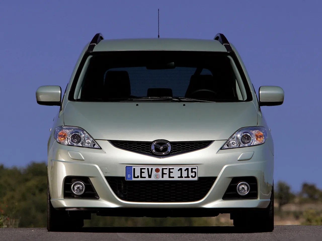 Mazda 5 (2008) – zepředu