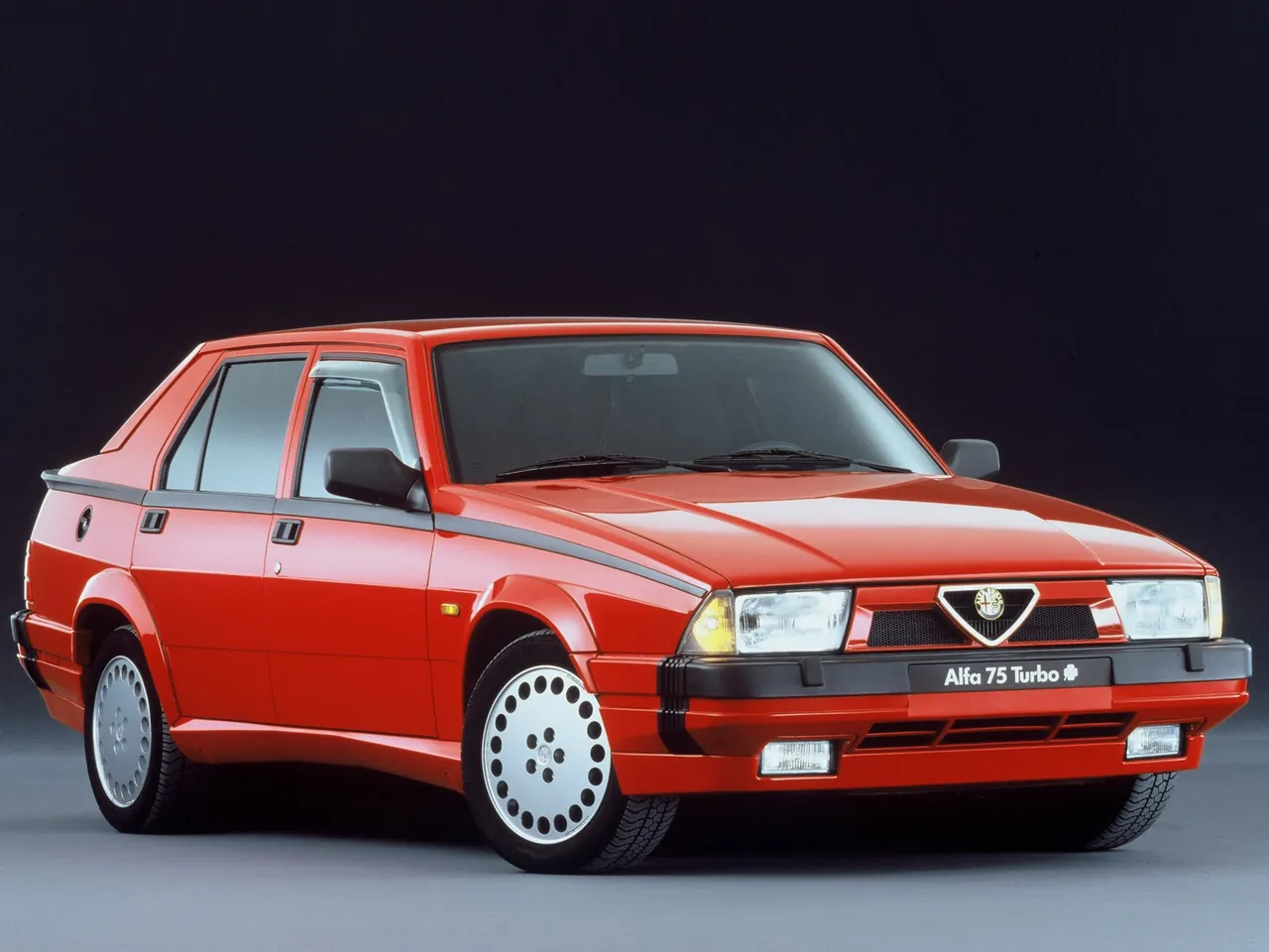 Alfa Romeo 75 1.8i Turbo (1988)