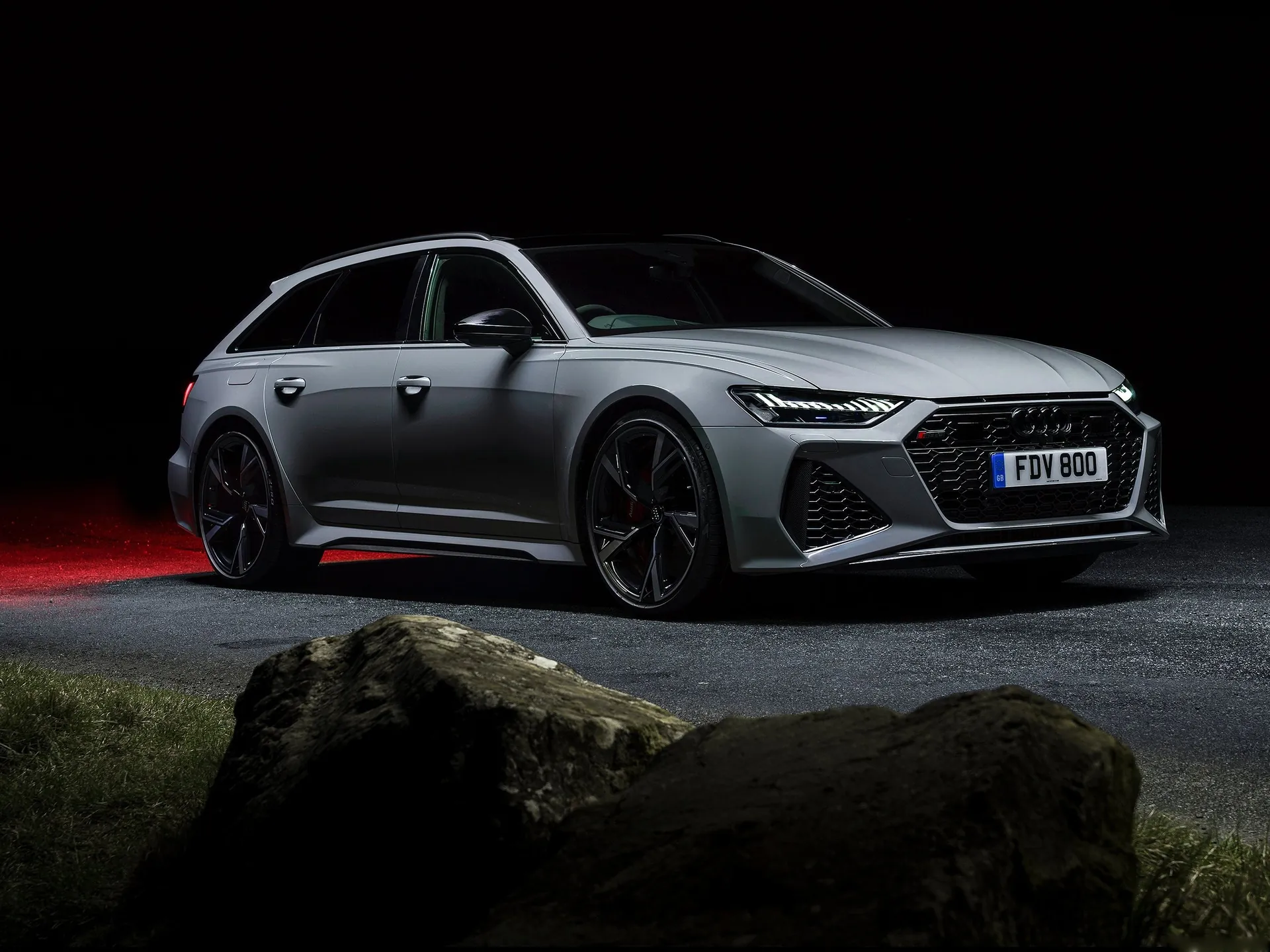 Audi RS6 Avant [UK] (2020)