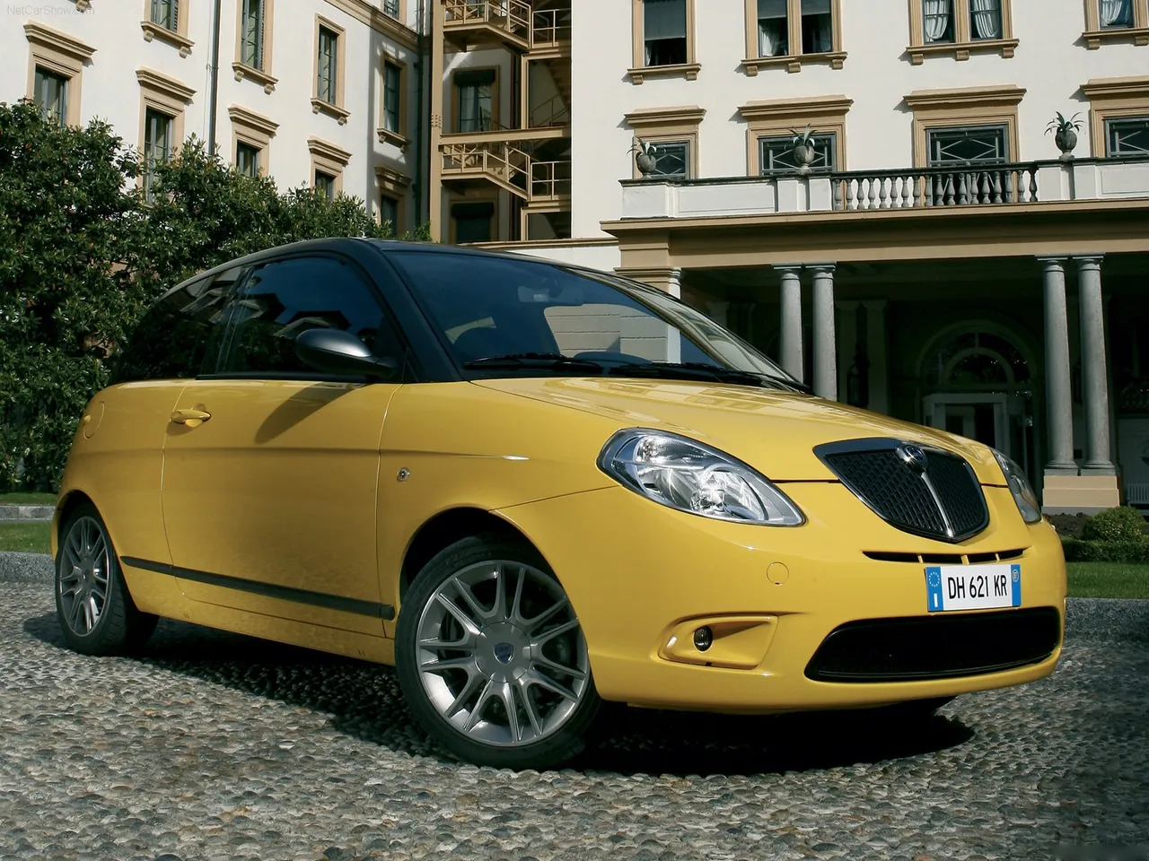 Lancia Ypsilon Sport MomoDesign (2007)