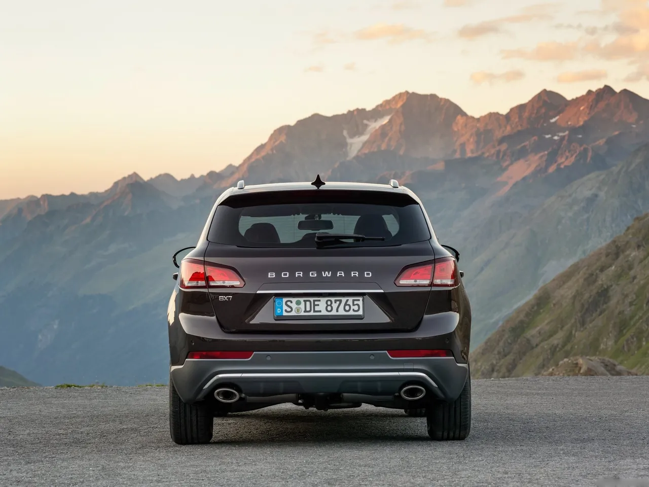 Borgward BX7 Concept (2015) – zezadu