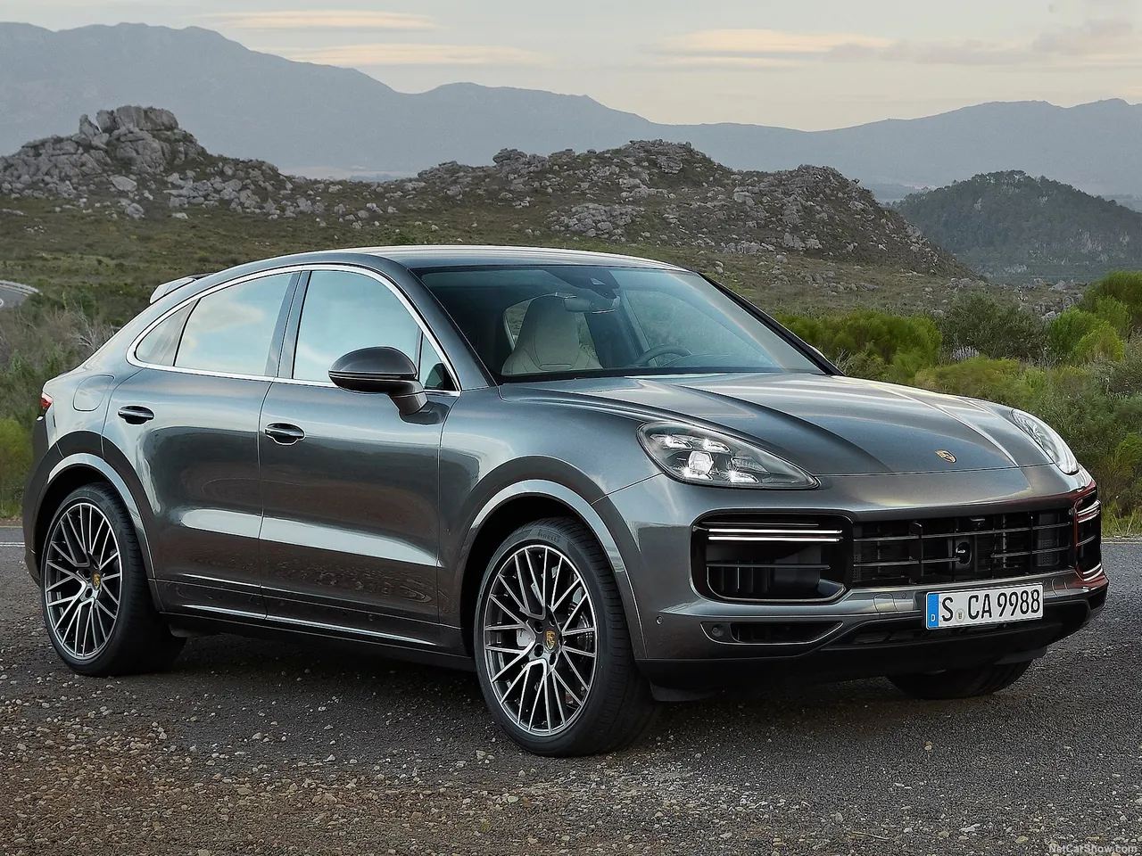 Porsche Cayenne Turbo Coupe (2020)