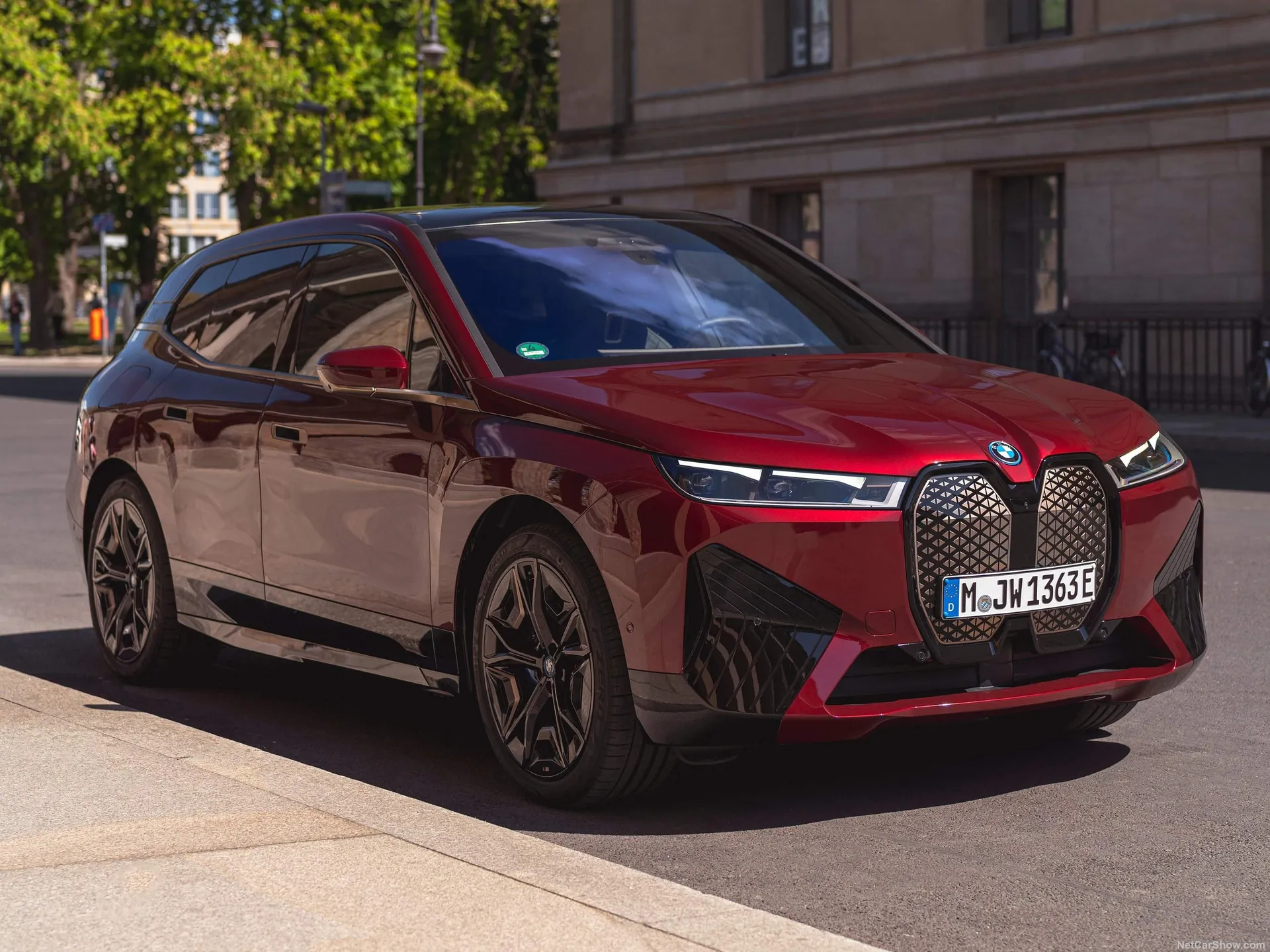 BMW iX M60 (2022)