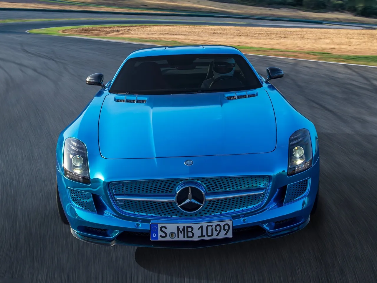 Mercedes-Benz SLS AMG Coupe Electric Drive (2014) - Front