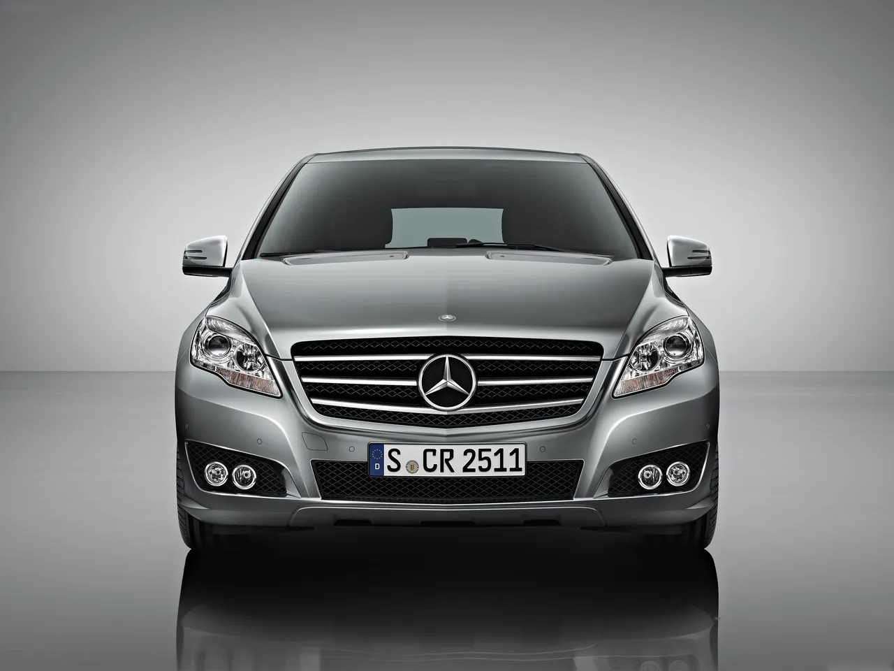Mercedes-Benz R-Class (2011) – zepředu