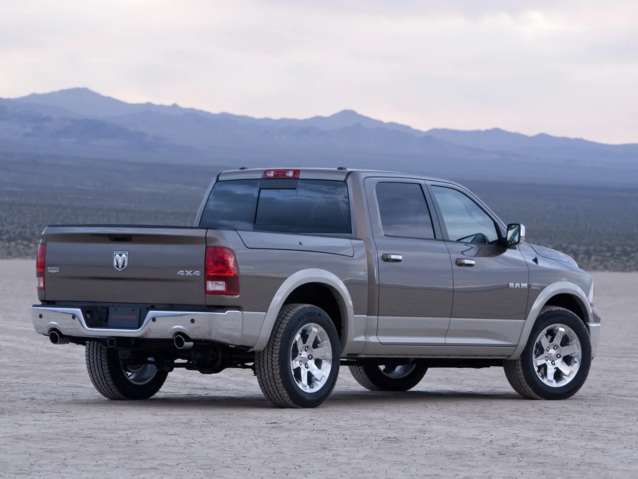 Dodge Ram 1500 (2009) – zadní tříčtvrteční pohled