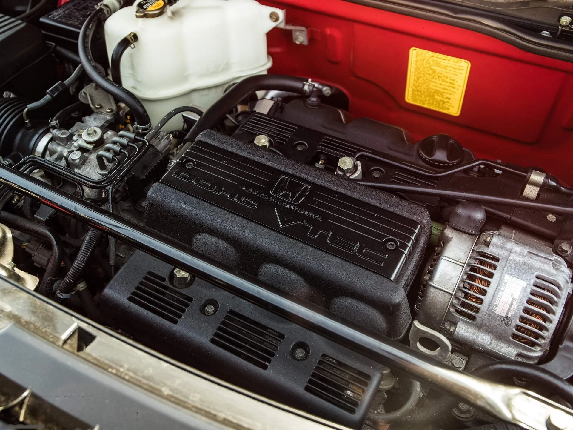 Honda NSX (1990) – motorový prostor
