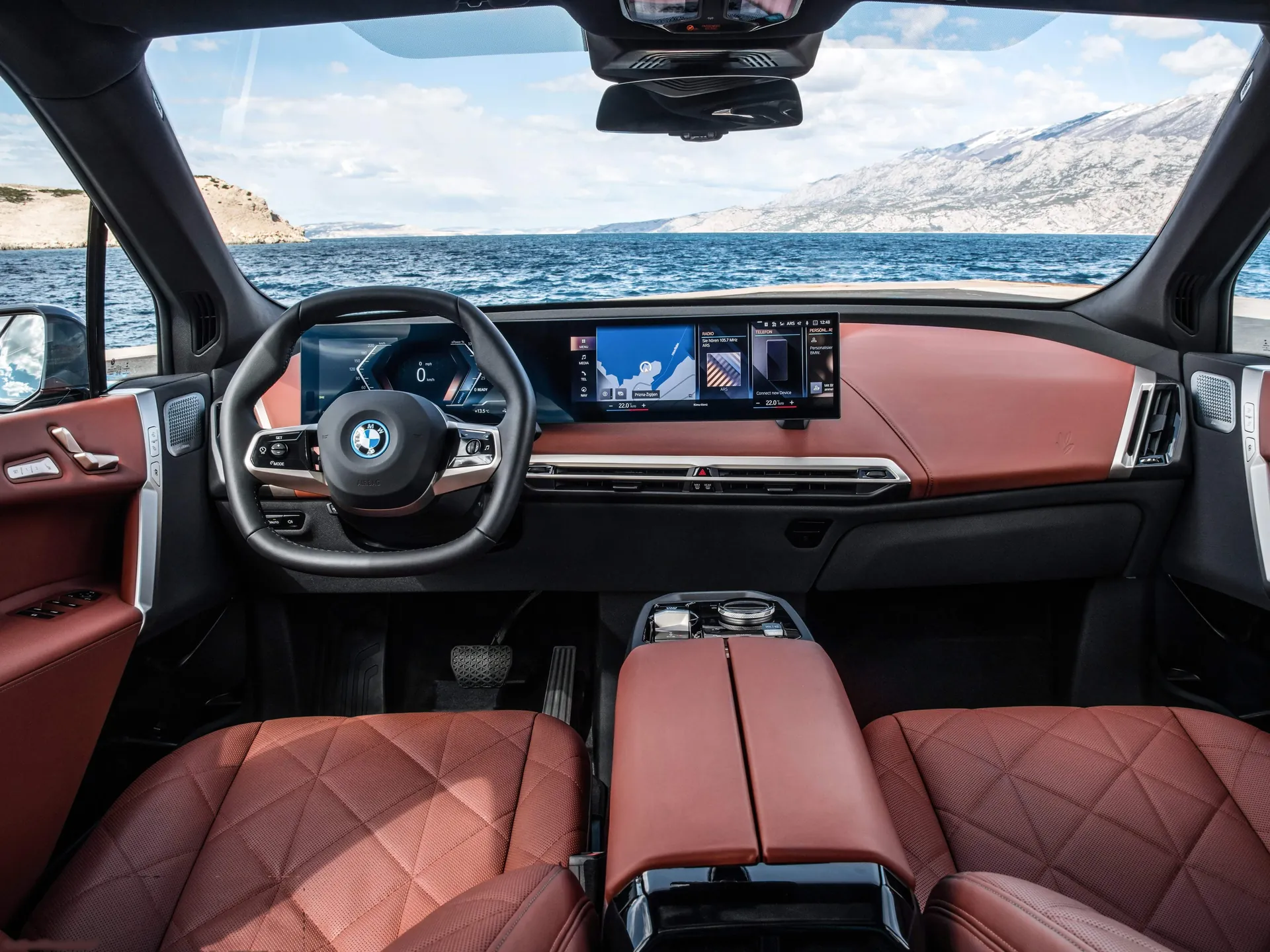 BMW iX (2022) – interiér