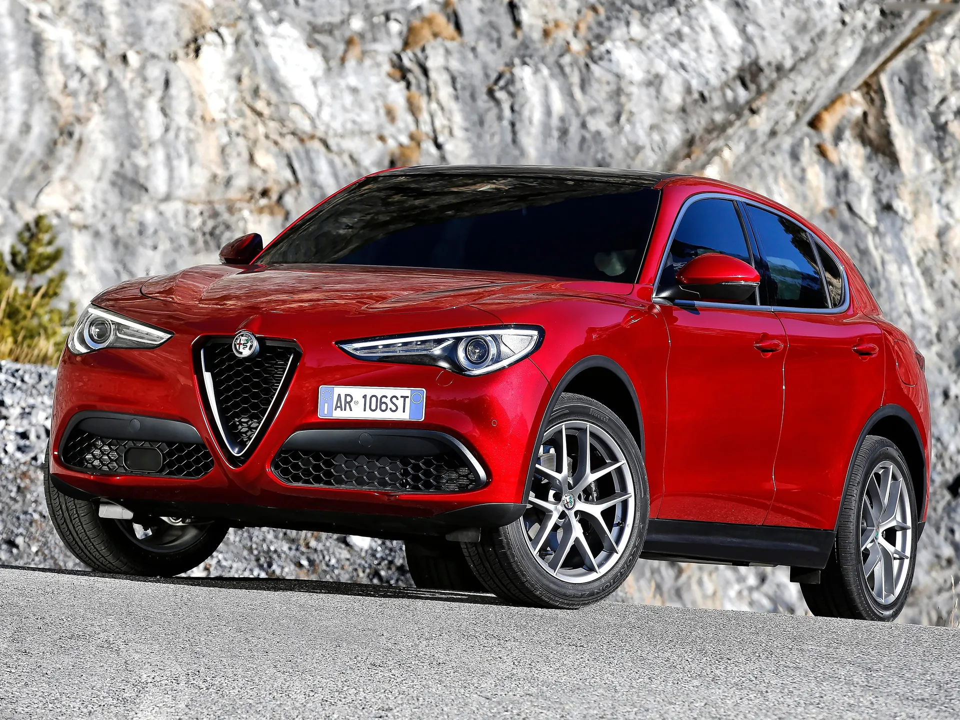 Alfa Romeo Stelvio (2018)
