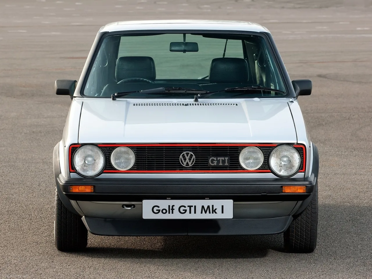 Volkswagen Golf I GTI (1976) - Front