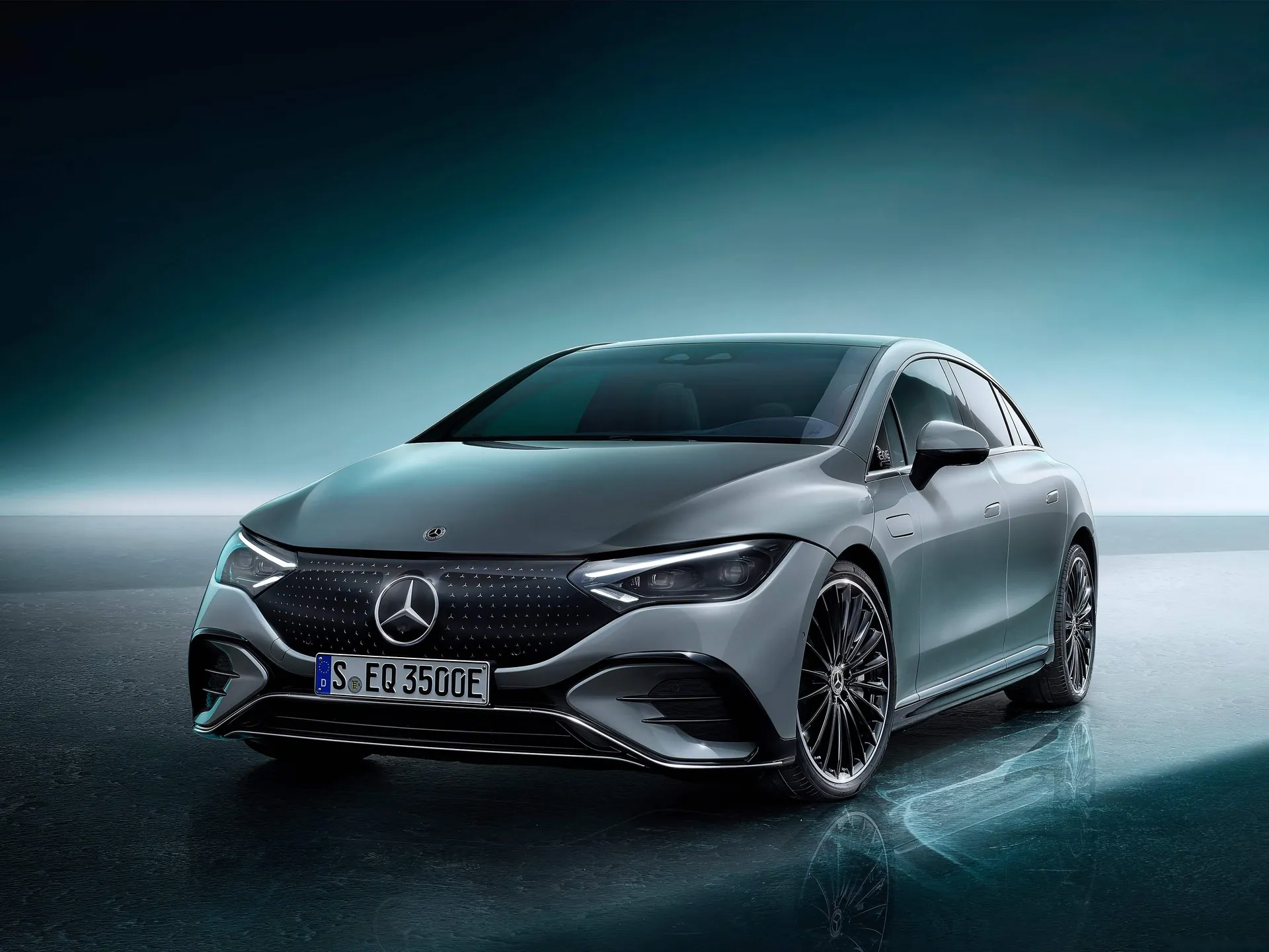Mercedes-Benz EQE (2023)
